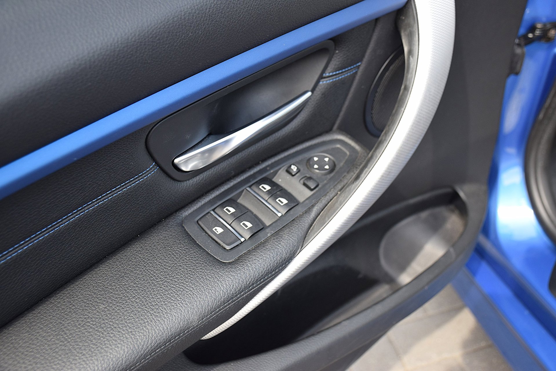 Foto van BMW 330i