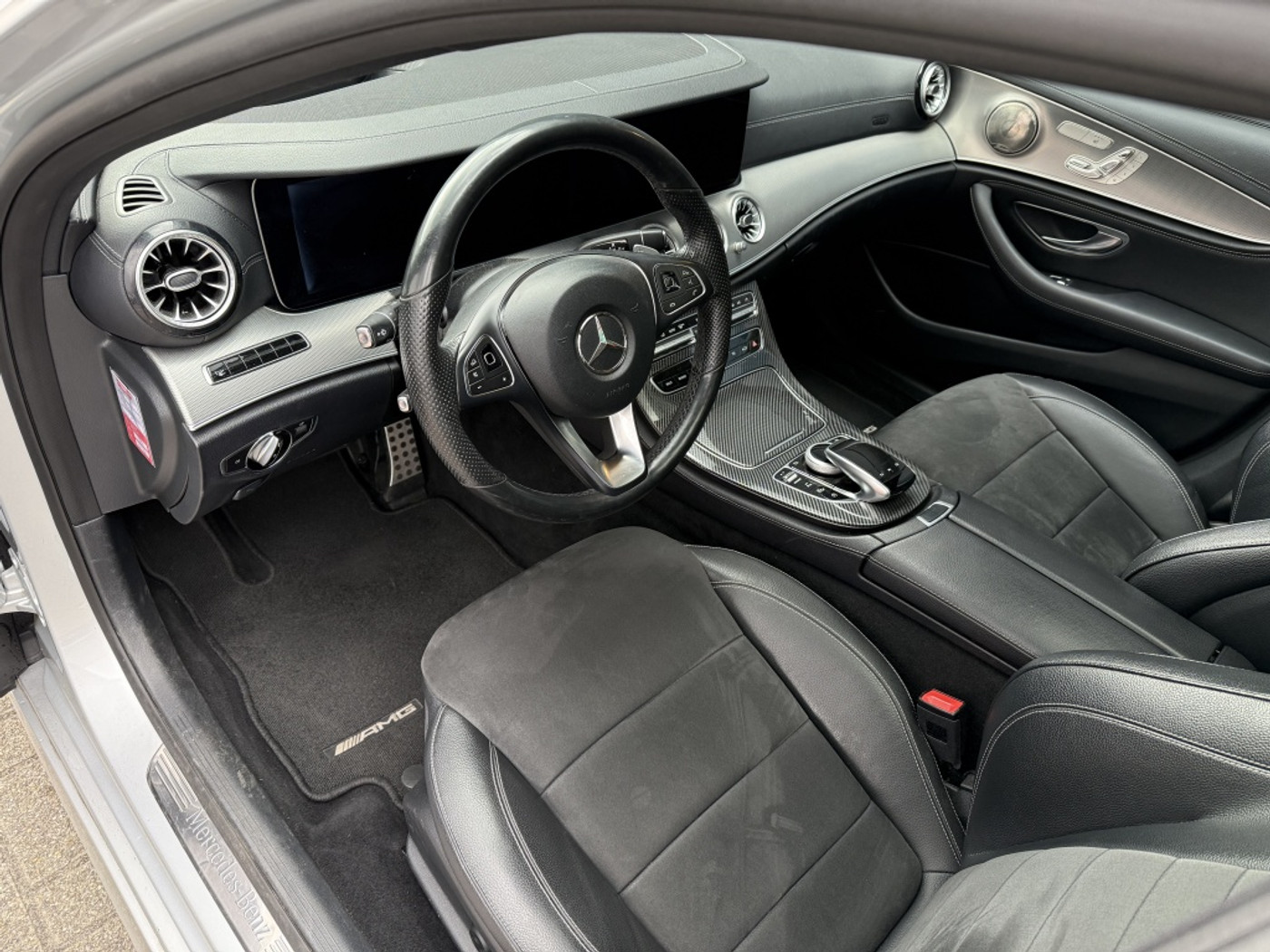 Foto van Mercedes-Benz E 220 D