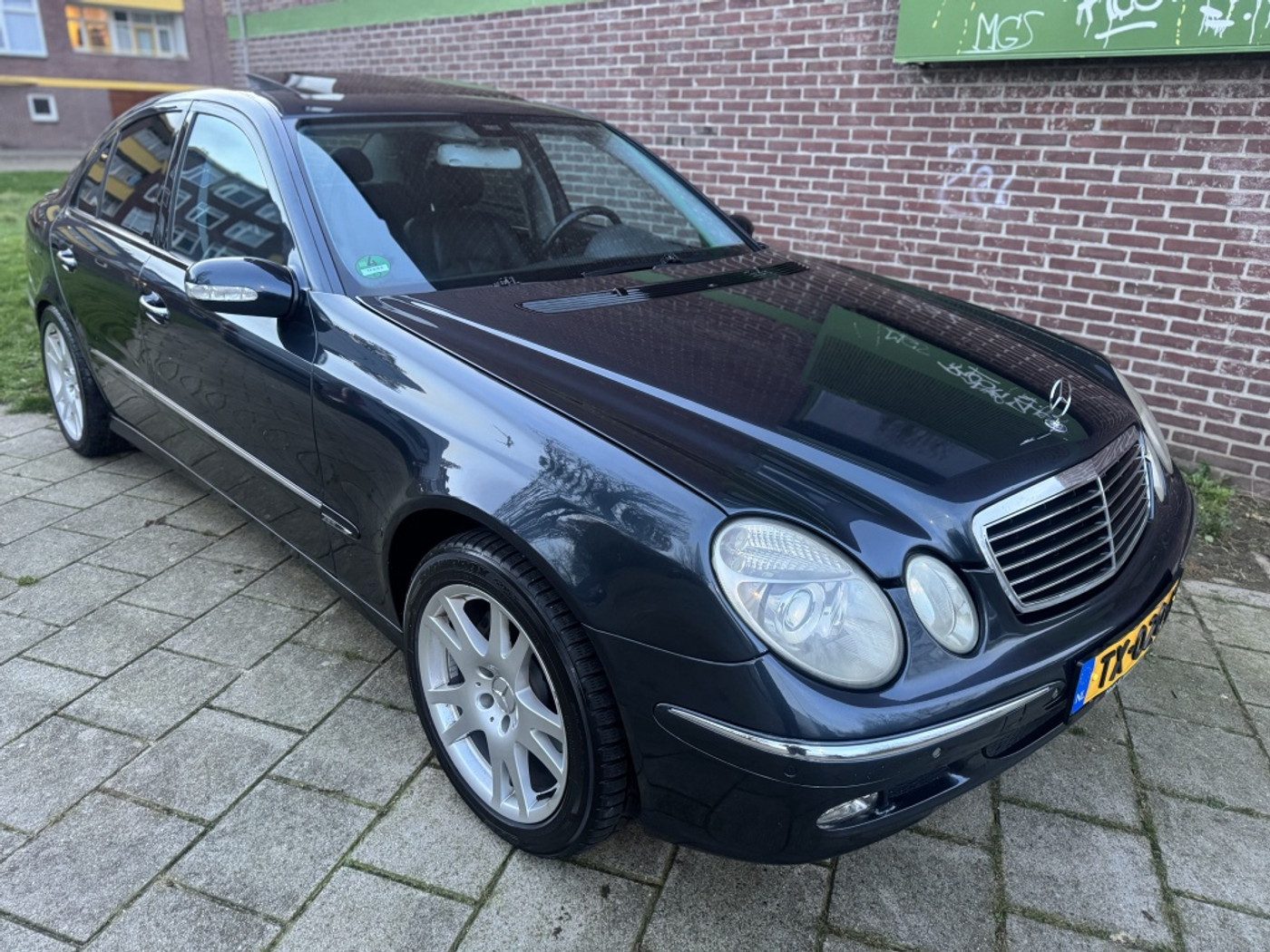 Foto van Mercedes-Benz E 320