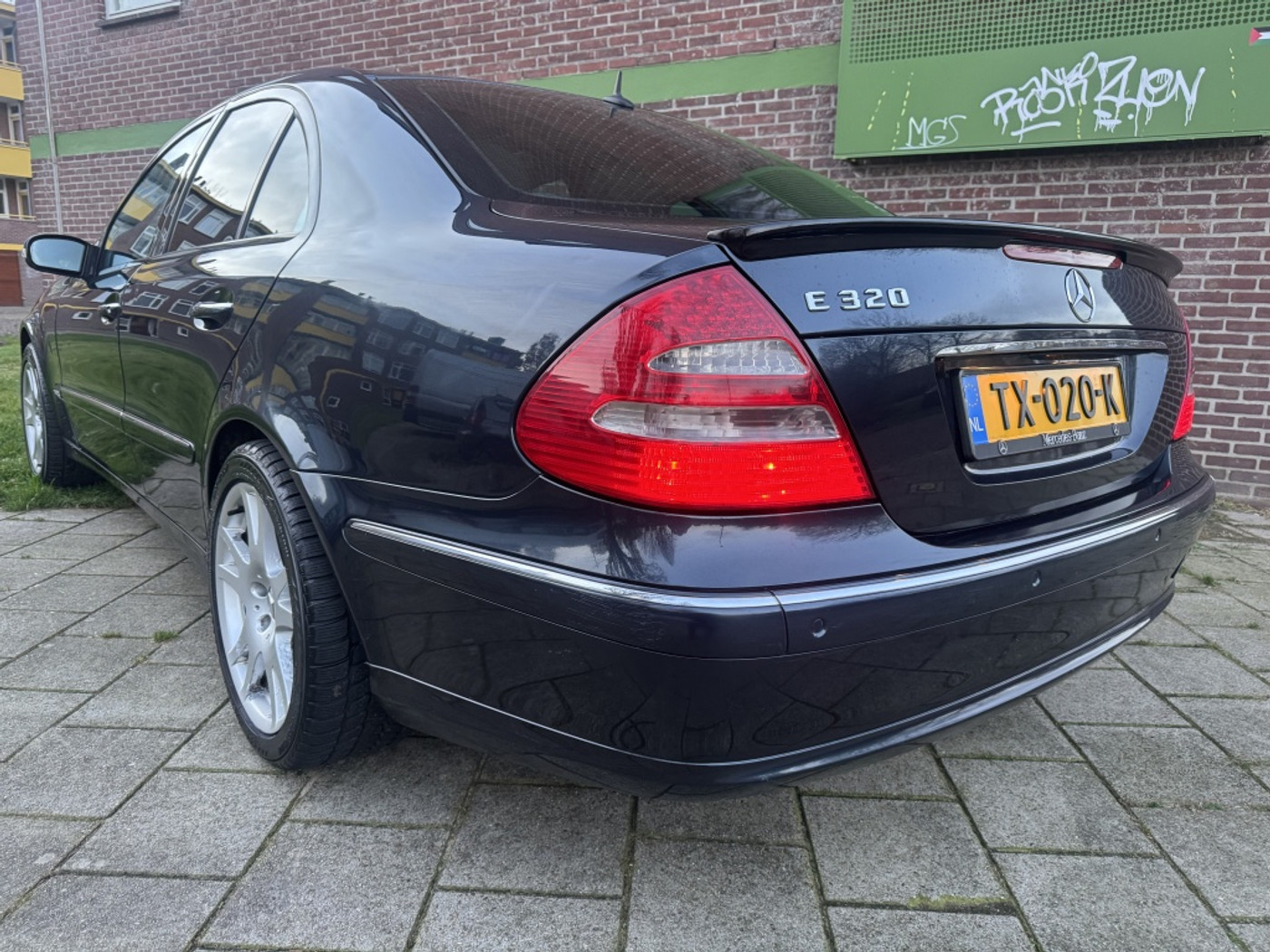 Foto van Mercedes-Benz E 320