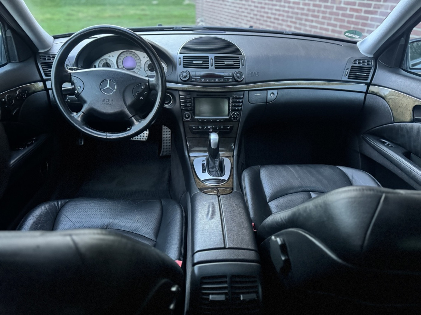 Foto van Mercedes-Benz E 320