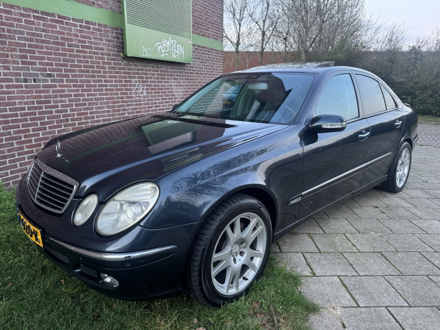 Foto van Mercedes-Benz E 320