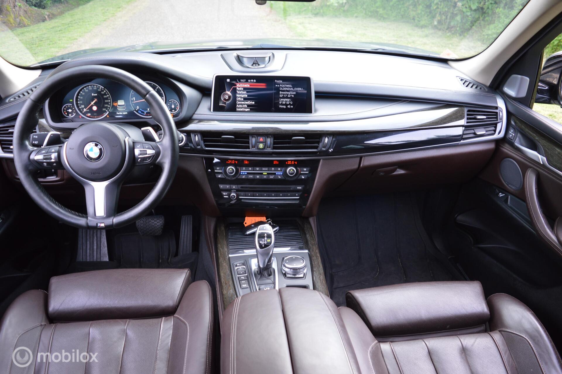 Foto van BMW X5 Xdrive40d