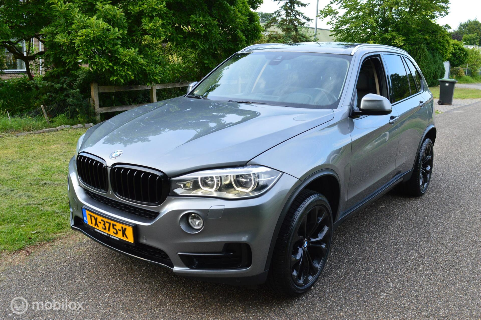 Foto van BMW X5 Xdrive40d