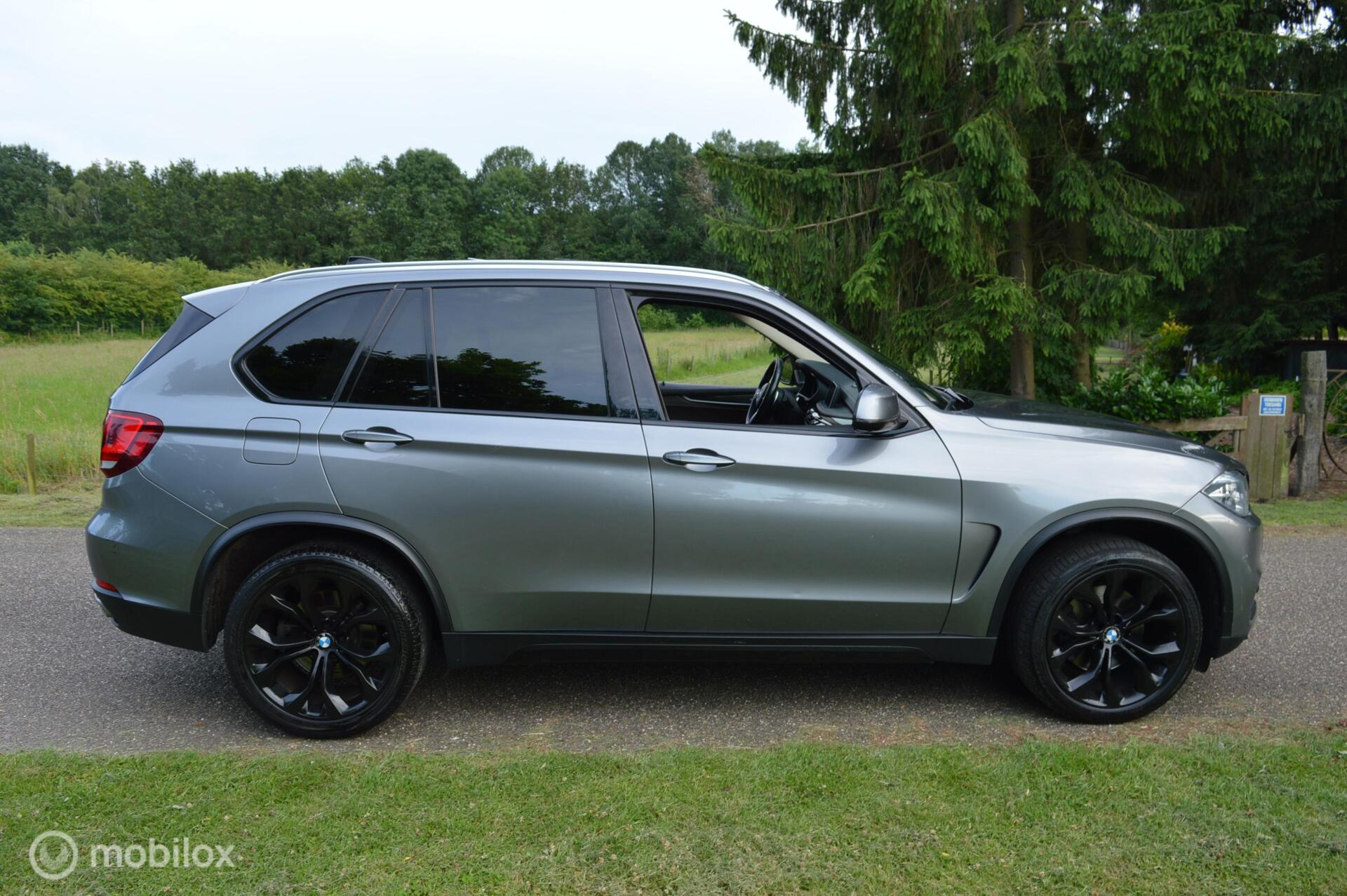 Foto van BMW X5 Xdrive40d