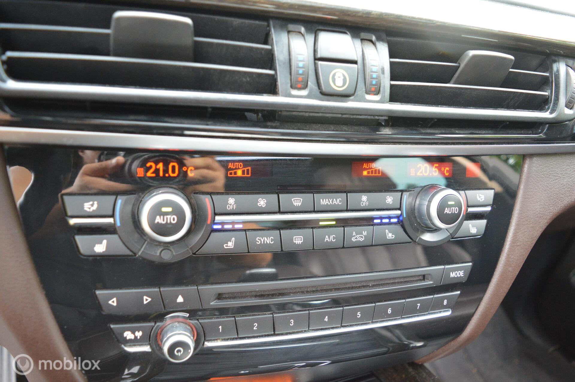 Foto van BMW X5 Xdrive40d