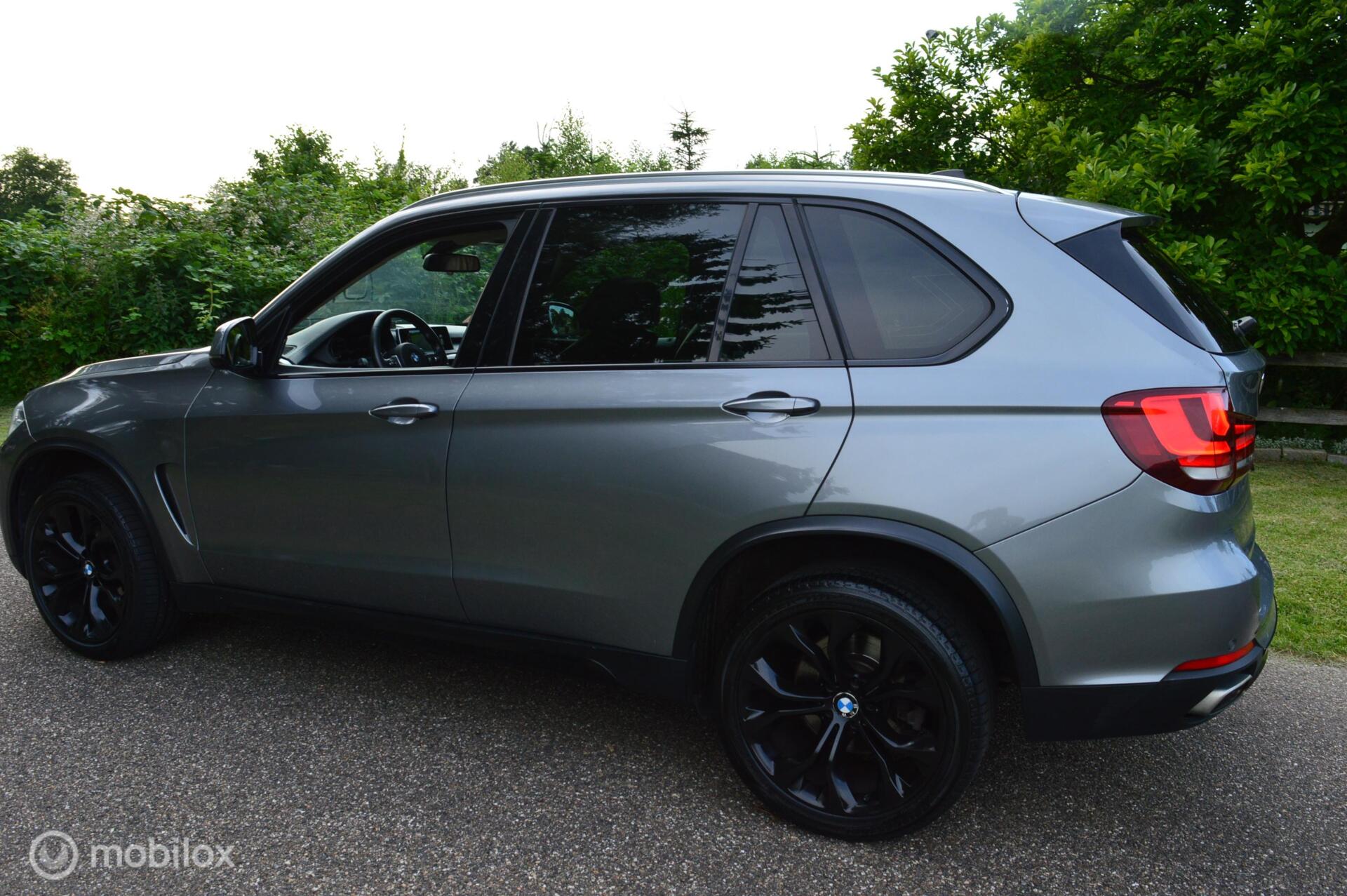 Foto van BMW X5 Xdrive40d