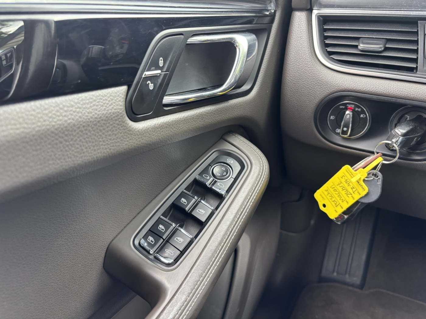 Foto van Porsche Macan S