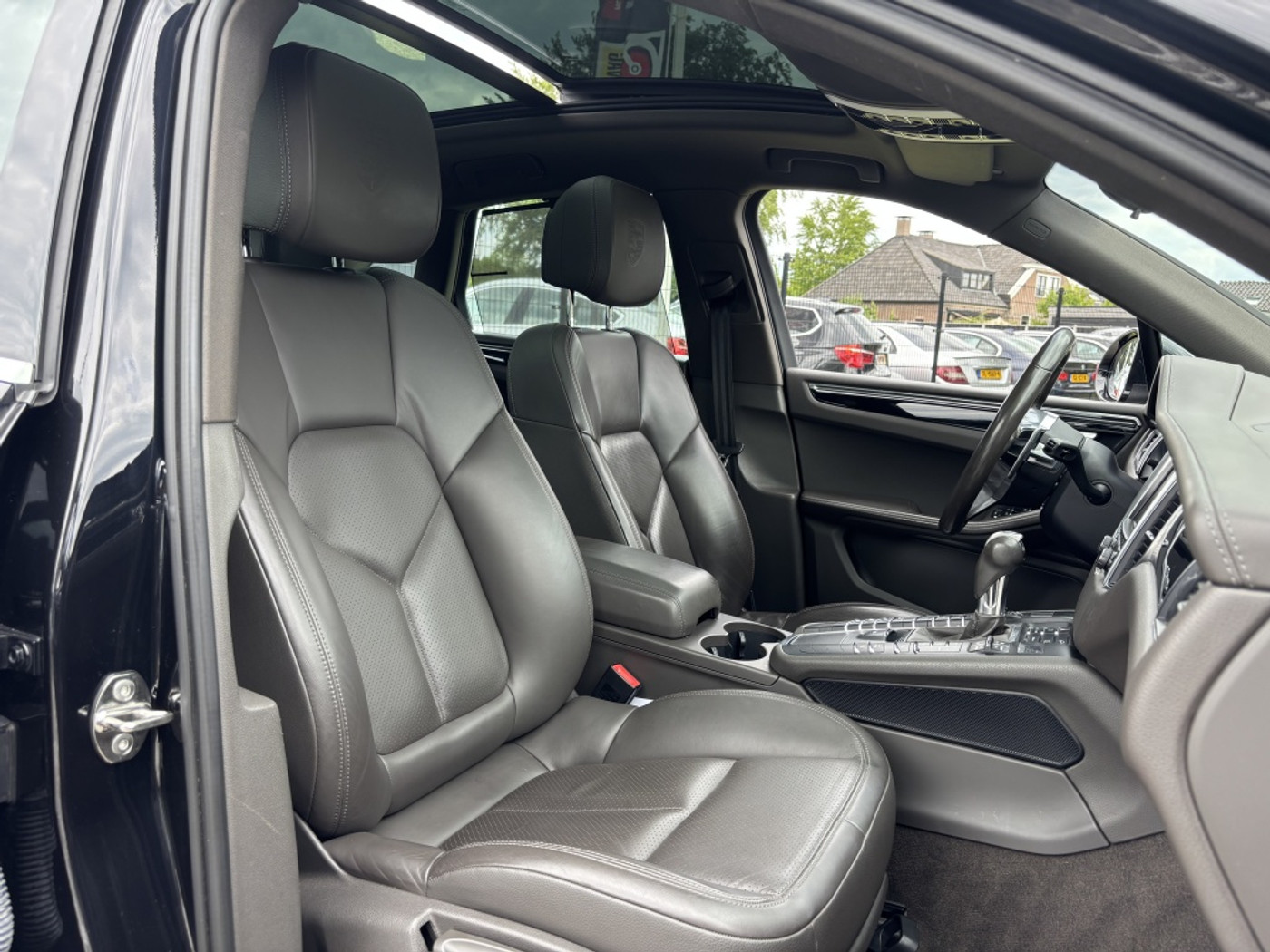 Foto van Porsche Macan S