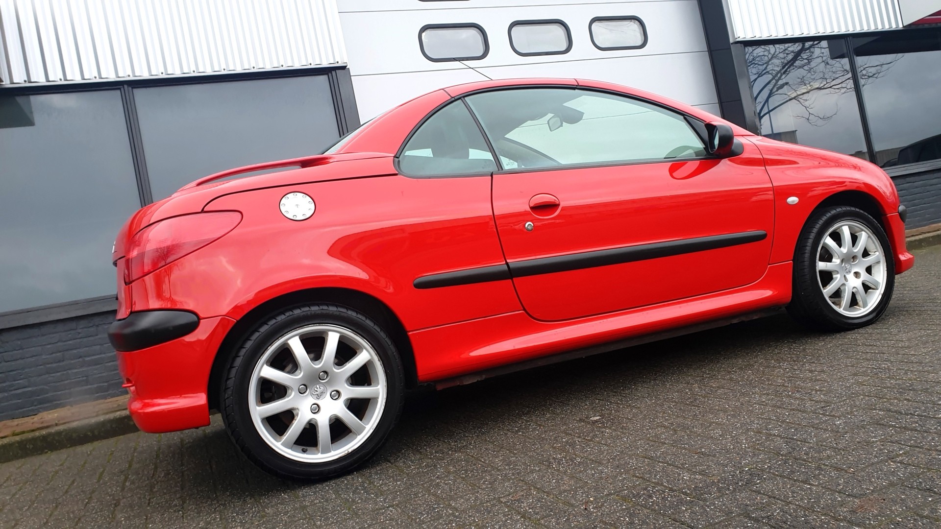 Foto van Peugeot 206 CC