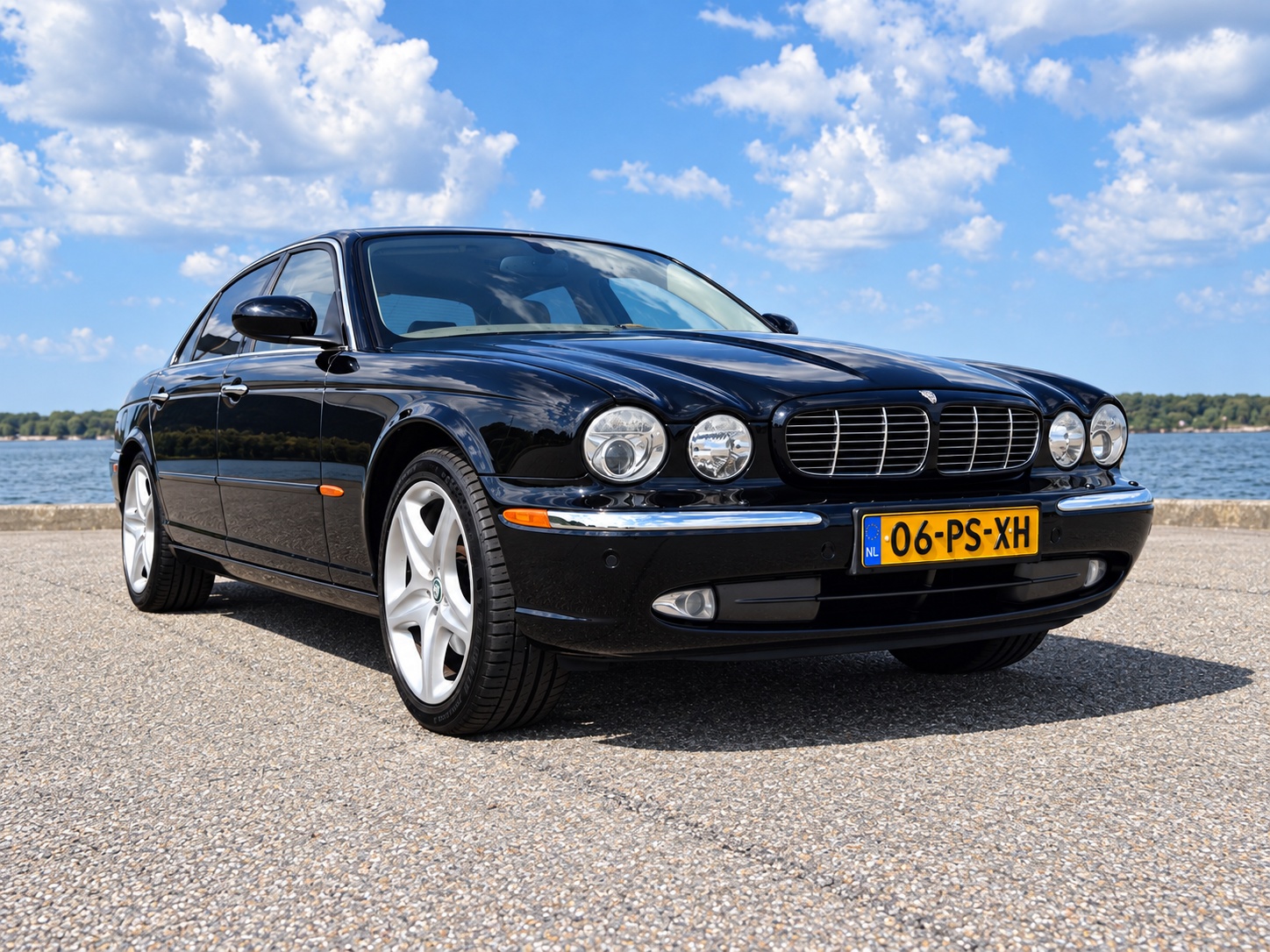 Foto van Jaguar XJ