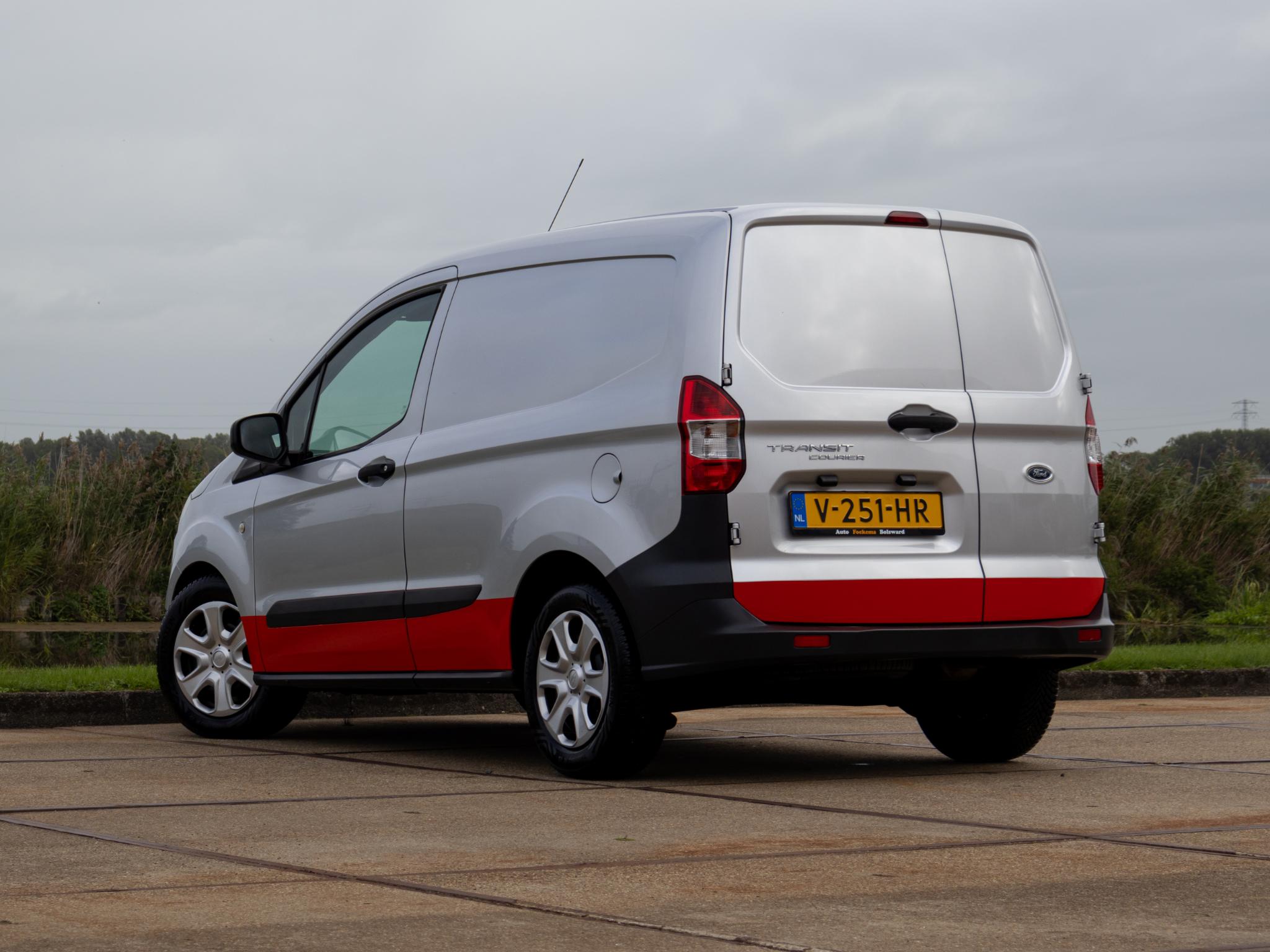 Foto van Ford Transit Courier