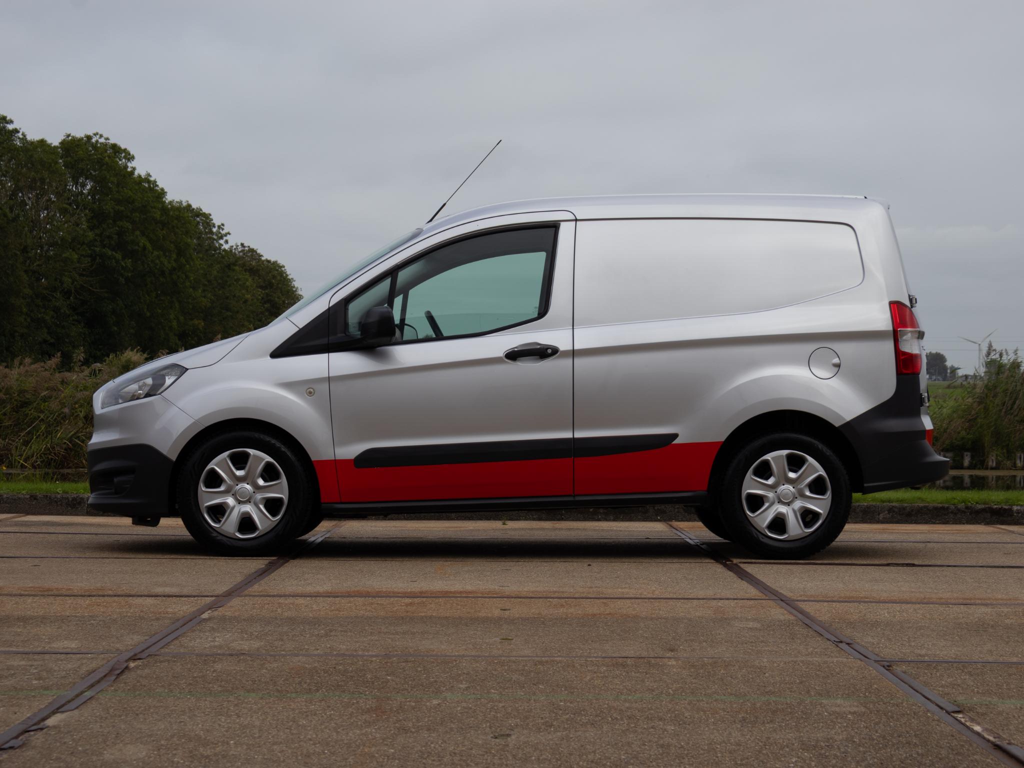 Foto van Ford Transit Courier