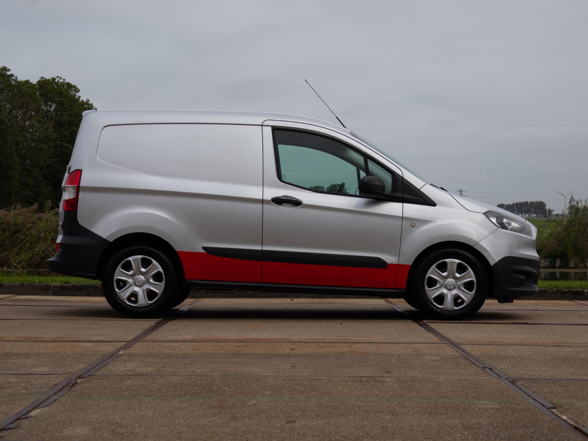 Foto van Ford Transit Courier
