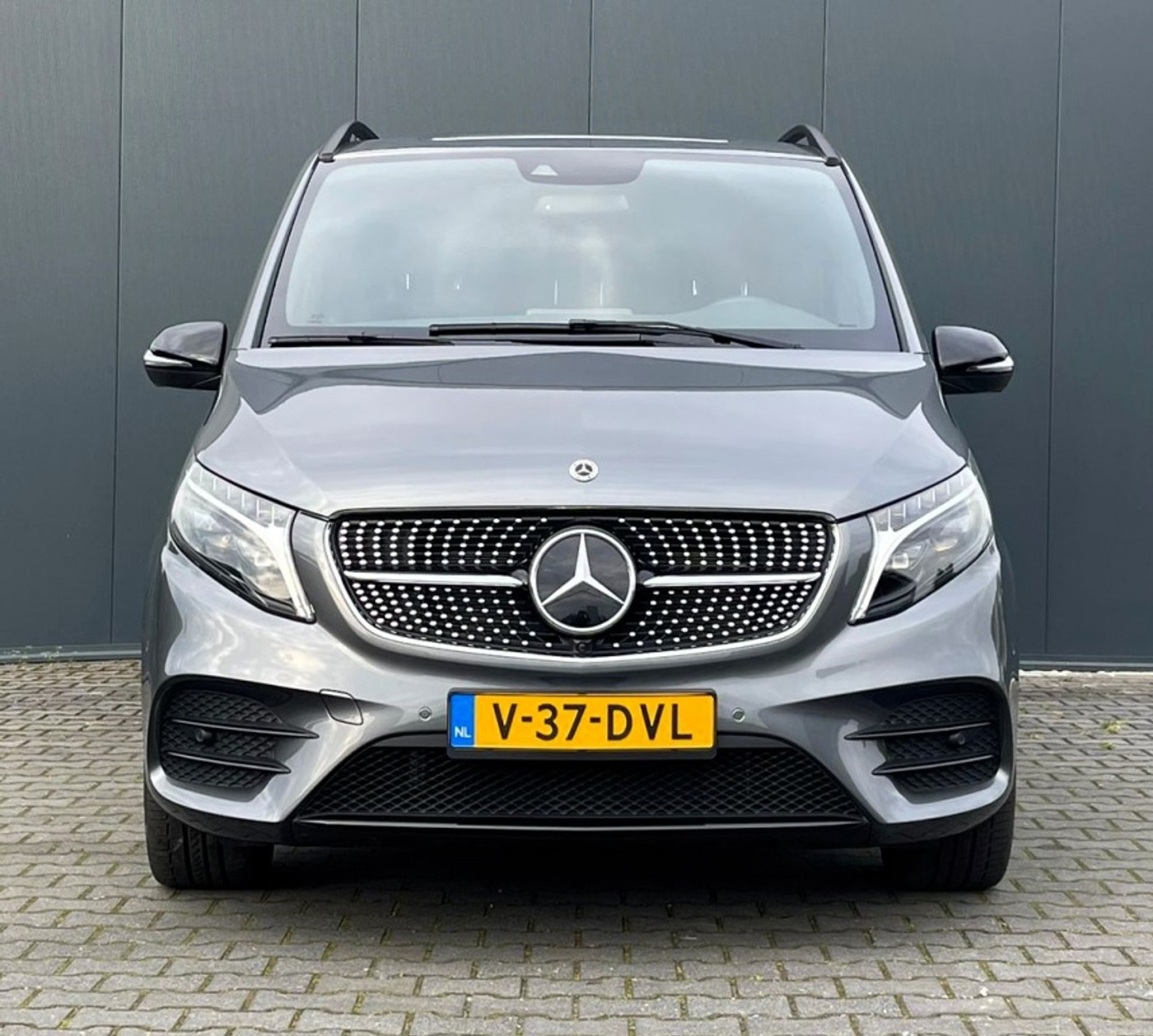 Foto van Mercedes-Benz V-klasse