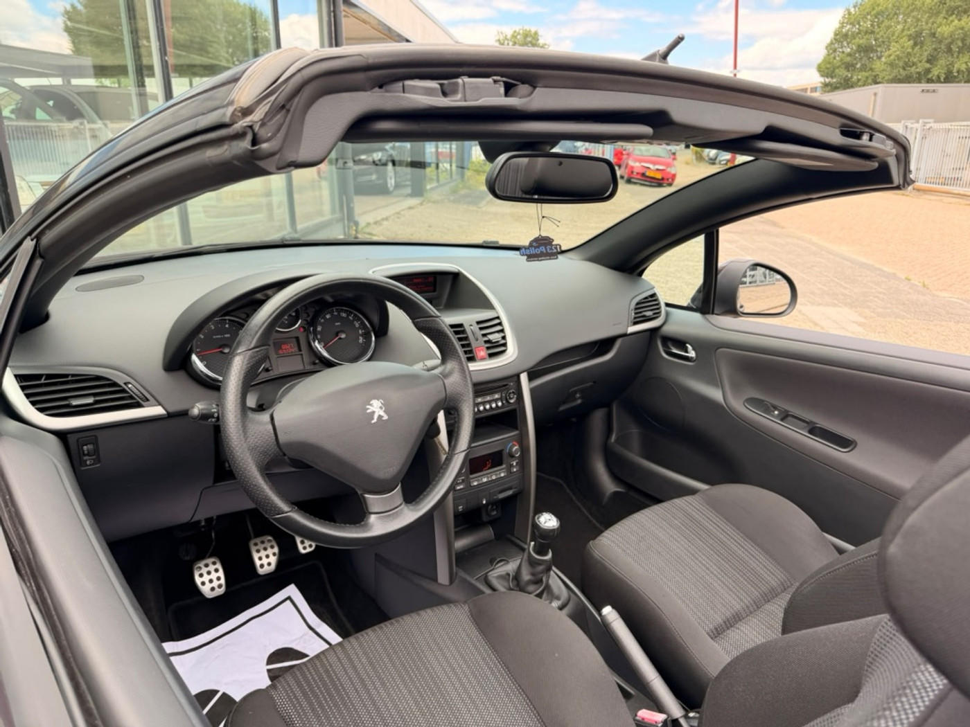 Foto van Peugeot 207 CC