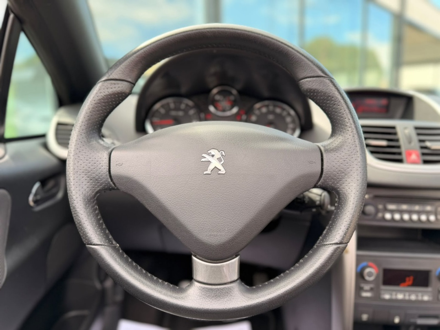 Foto van Peugeot 207 CC