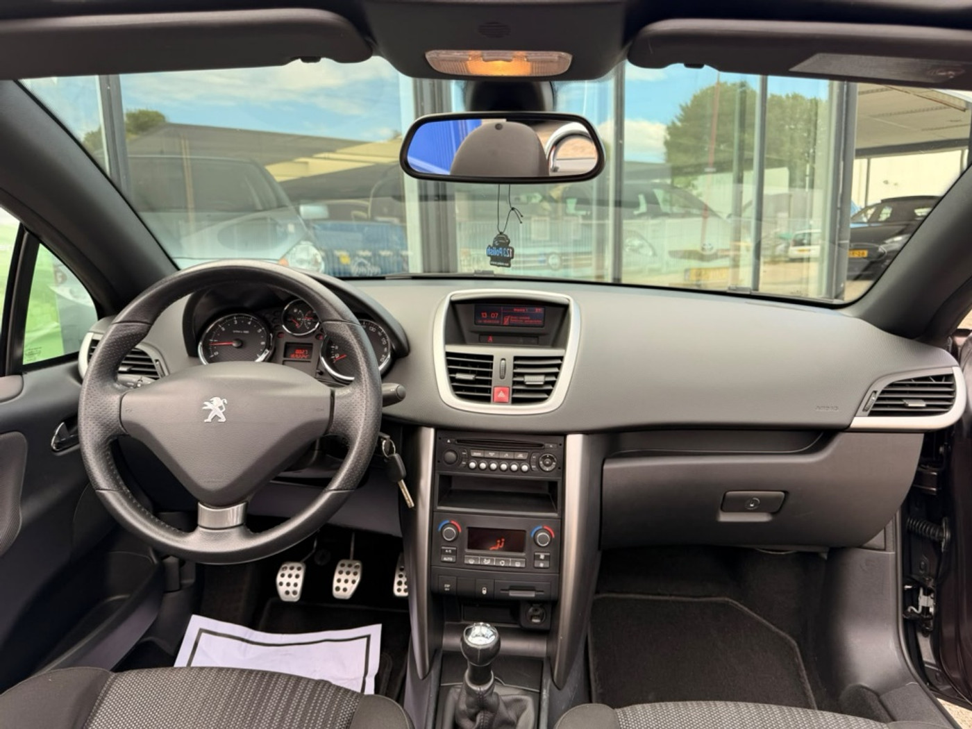 Foto van Peugeot 207 CC
