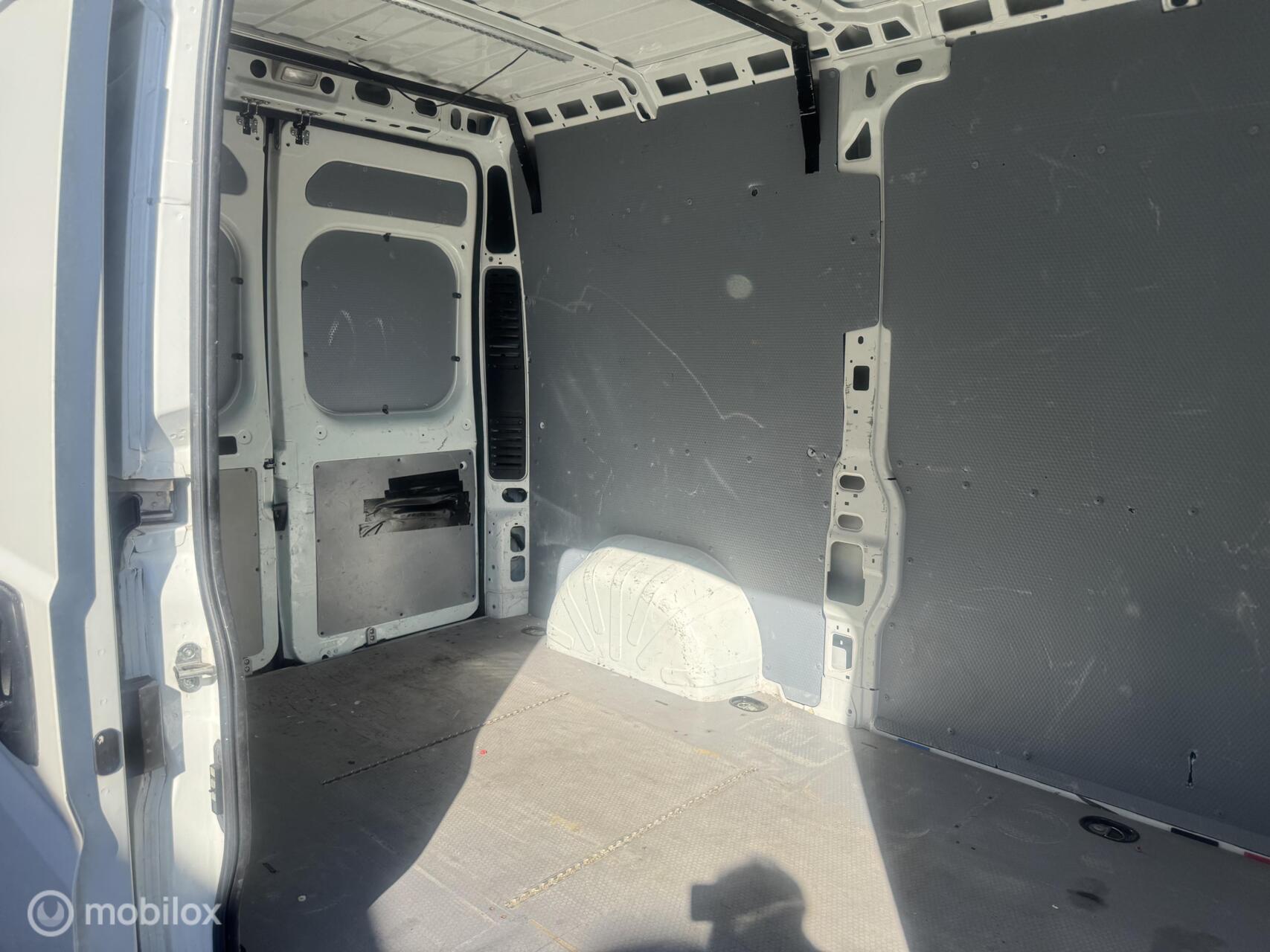 Foto van Peugeot Boxer