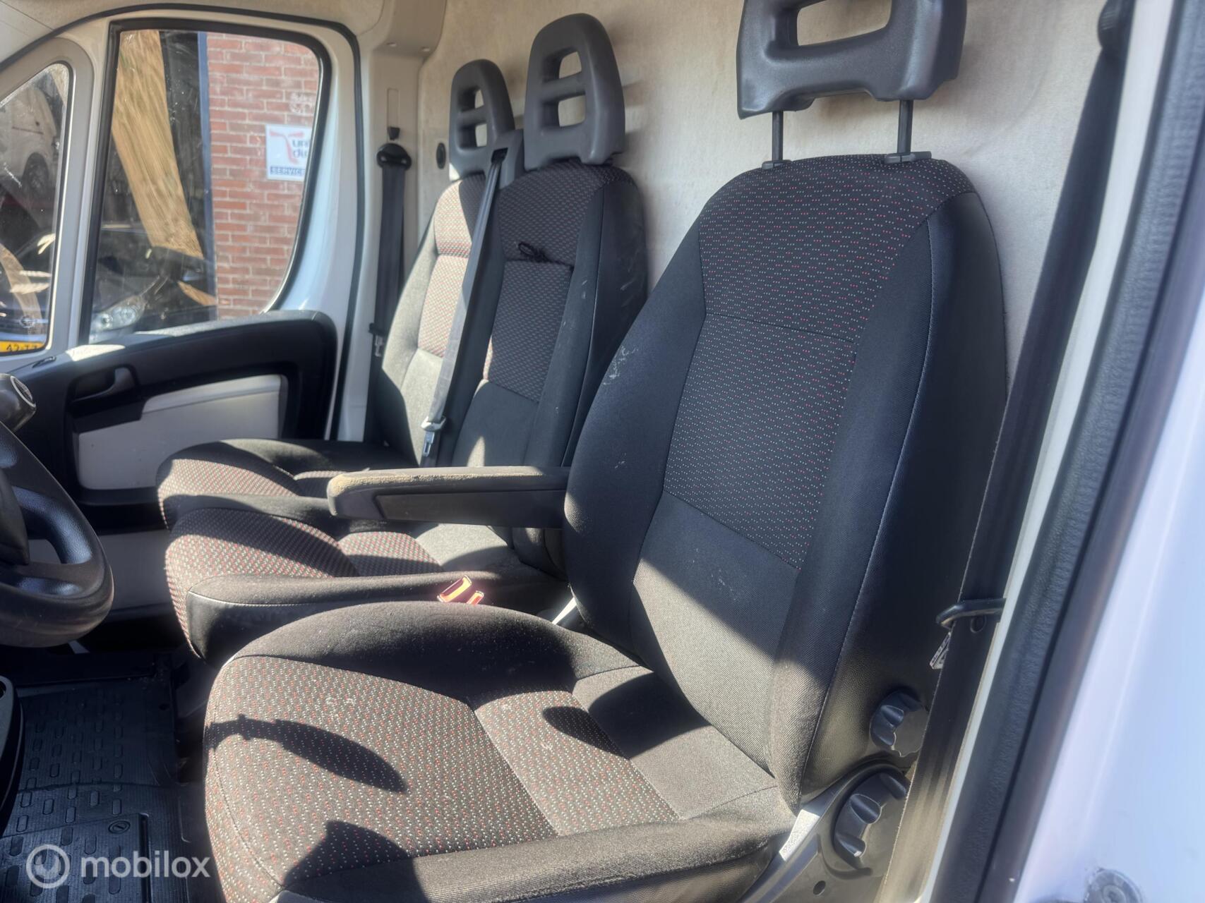 Foto van Peugeot Boxer