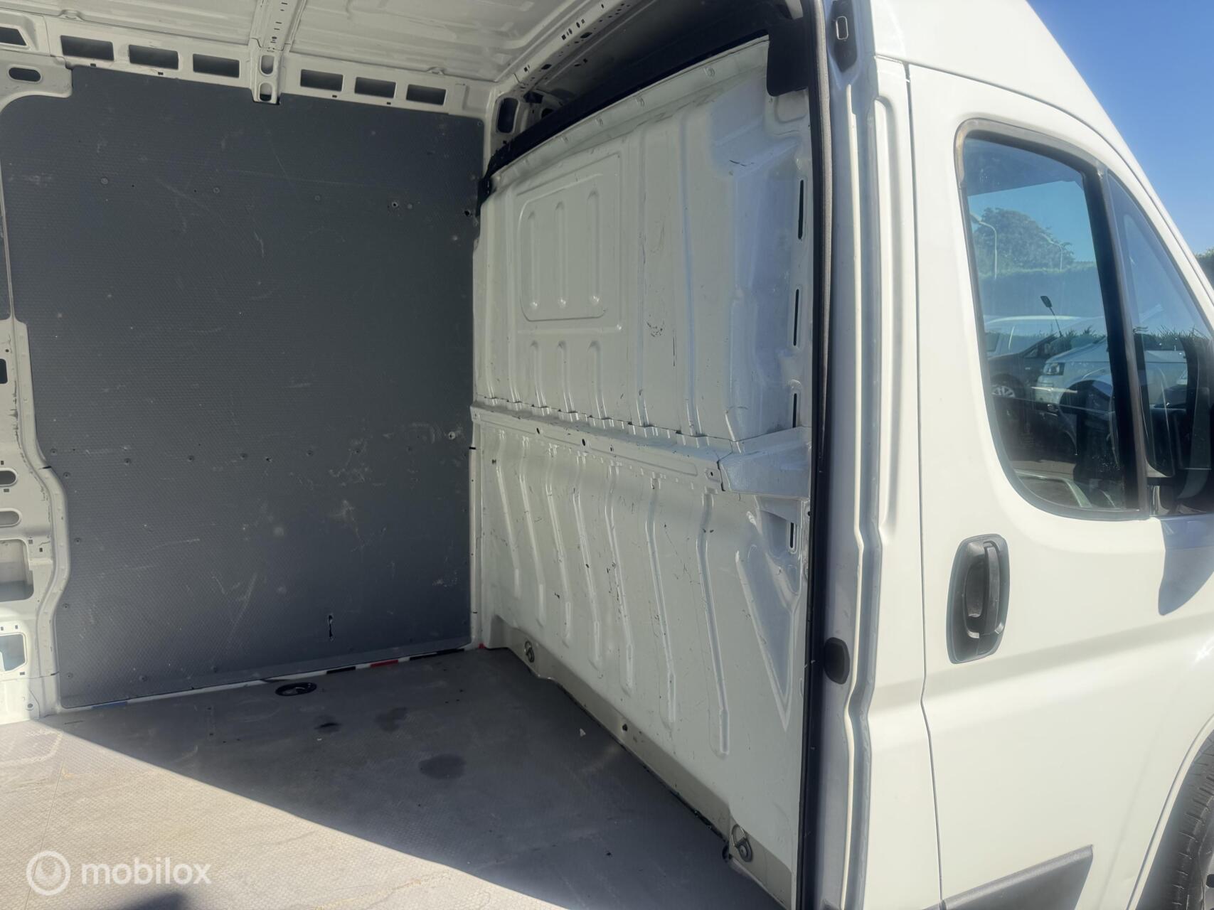 Foto van Peugeot Boxer