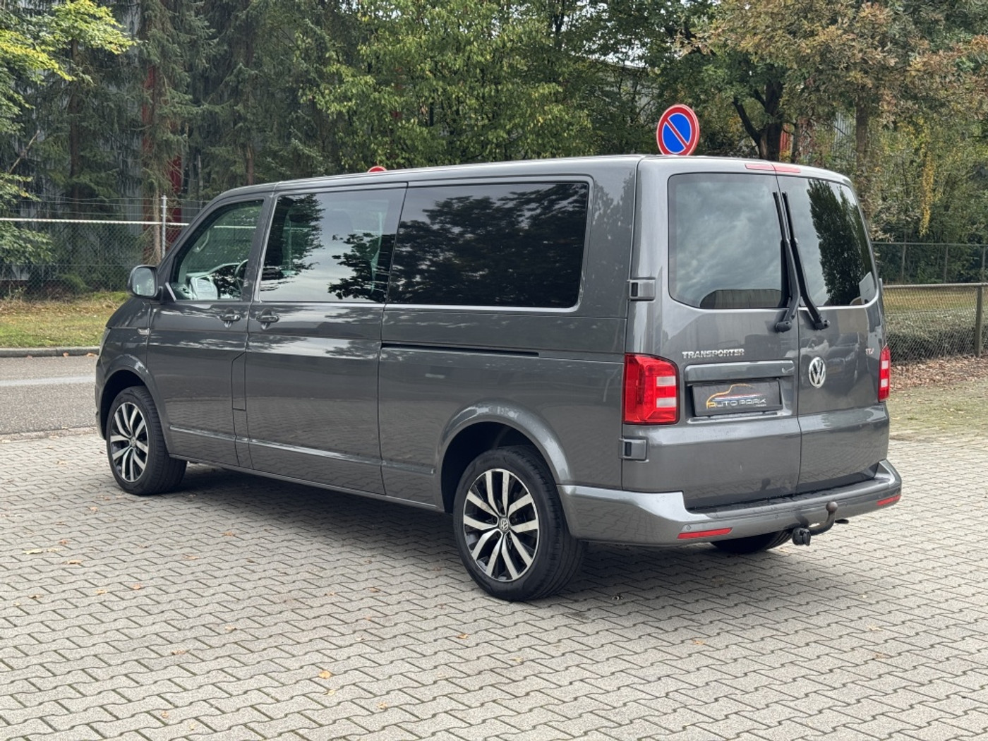 Foto van Volkswagen Transporter Double Cab
