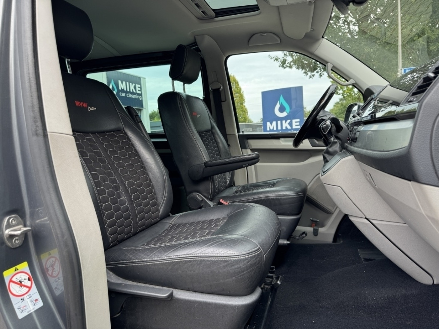 Foto van Volkswagen Transporter Double Cab