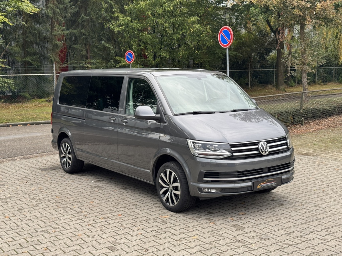 Foto van Volkswagen Transporter Double Cab