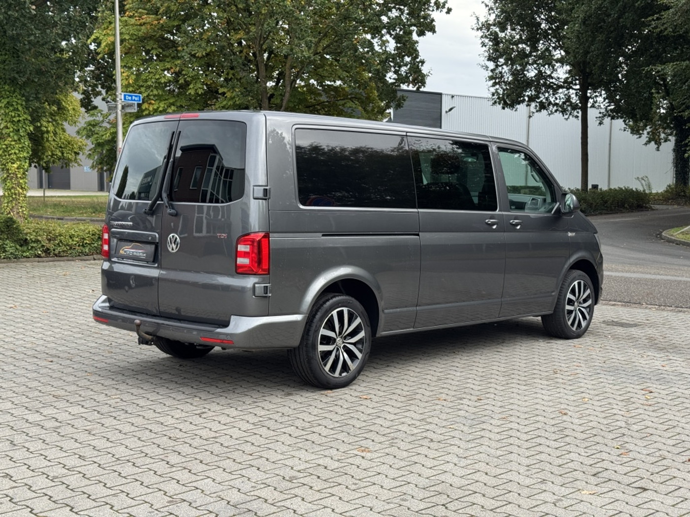 Foto van Volkswagen Transporter Double Cab