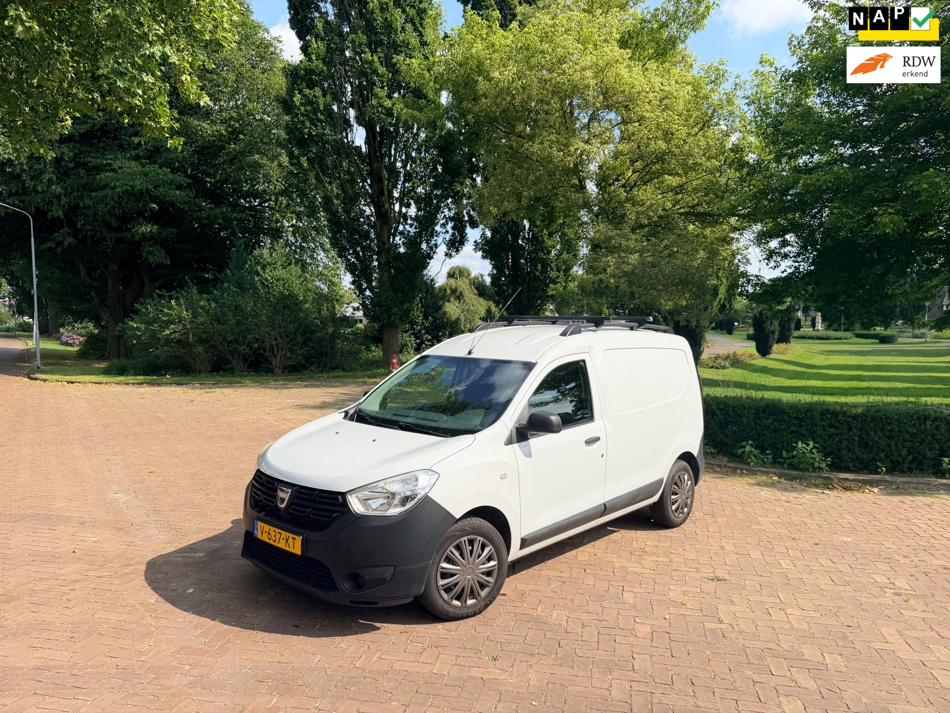 Dacia Dokker 1.5 dCi 75 Ambiance | Trekhaak | Airco | NAP 2018 - voorkant
