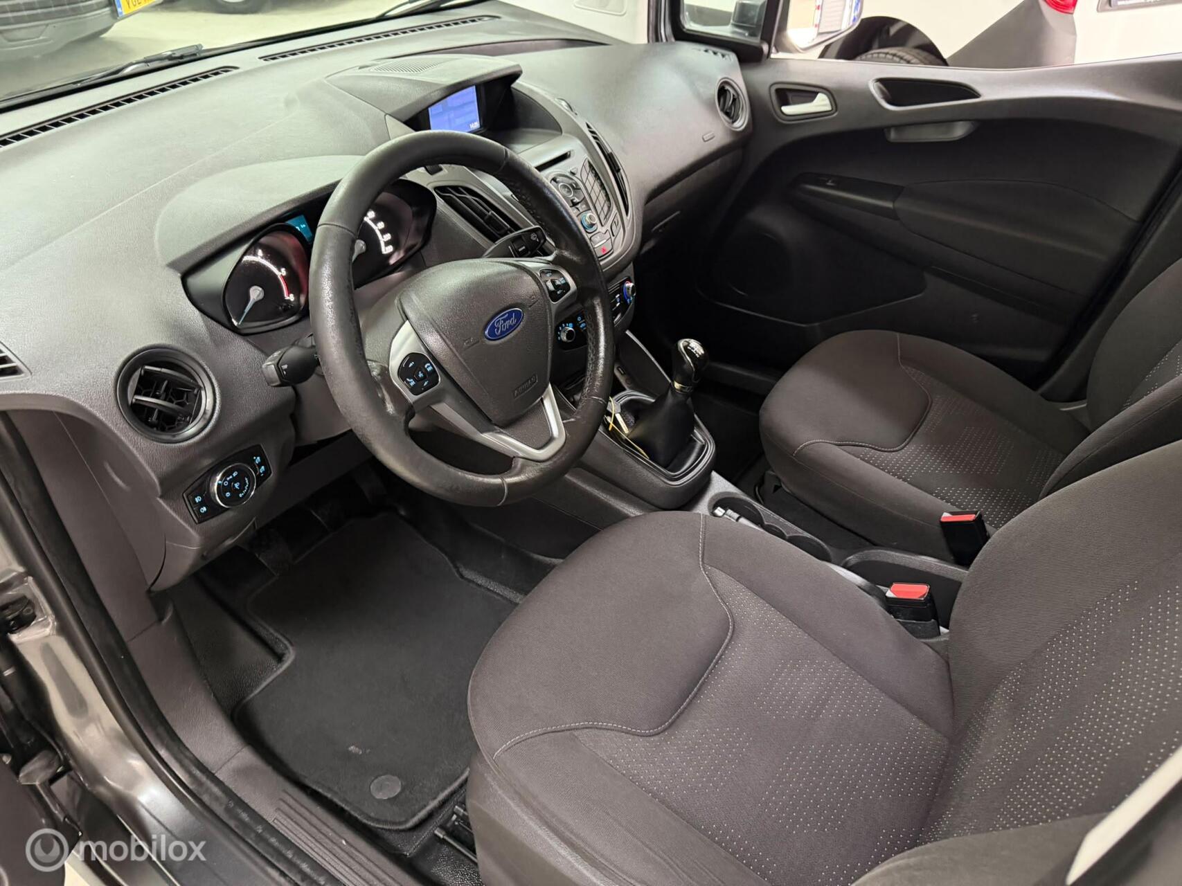 Foto van Ford Transit Courier