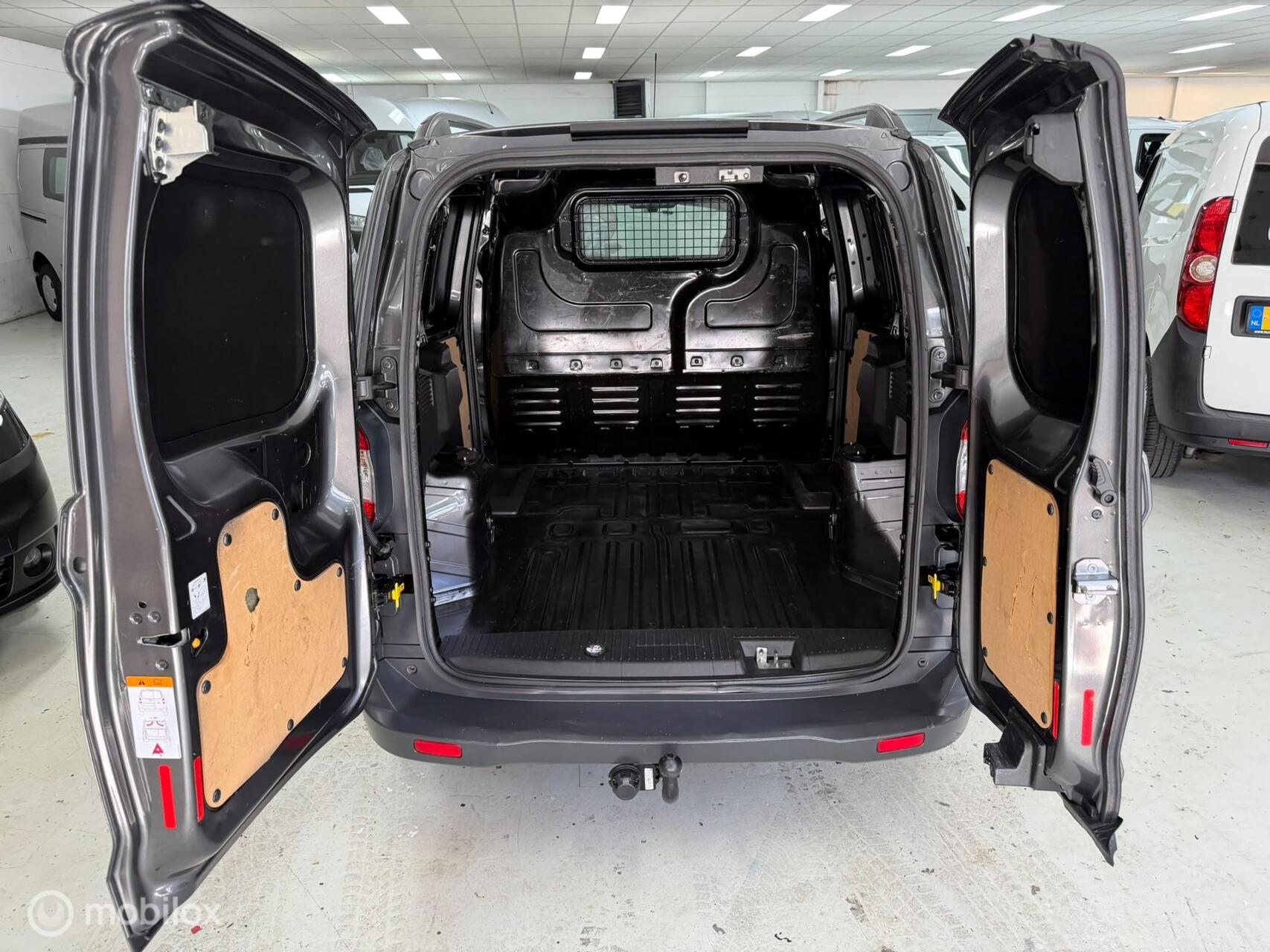 Foto van Ford Transit Courier