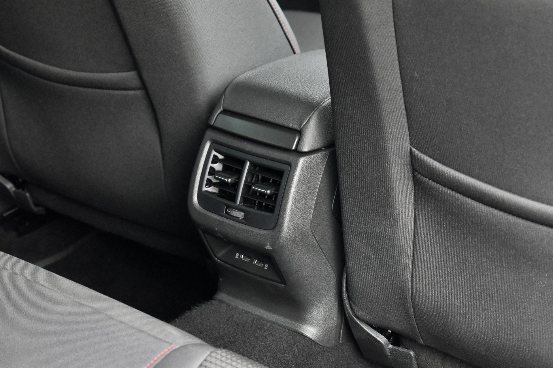 Foto van Seat Leon Sportourer ST
