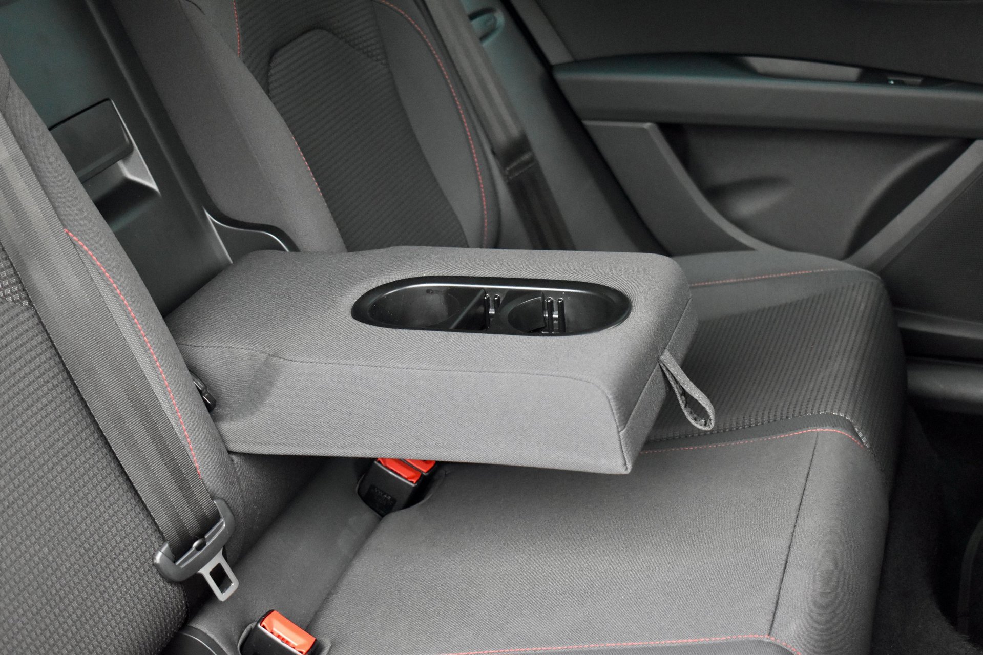 Foto van Seat Leon Sportourer ST