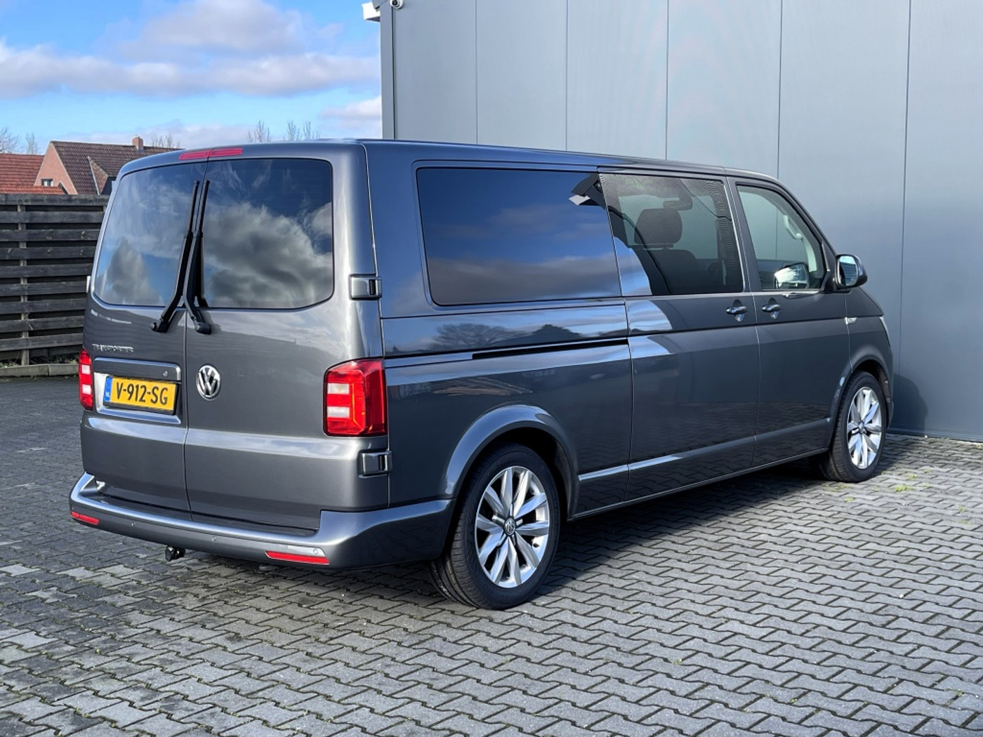 Foto van Volkswagen Transporter Doublecab