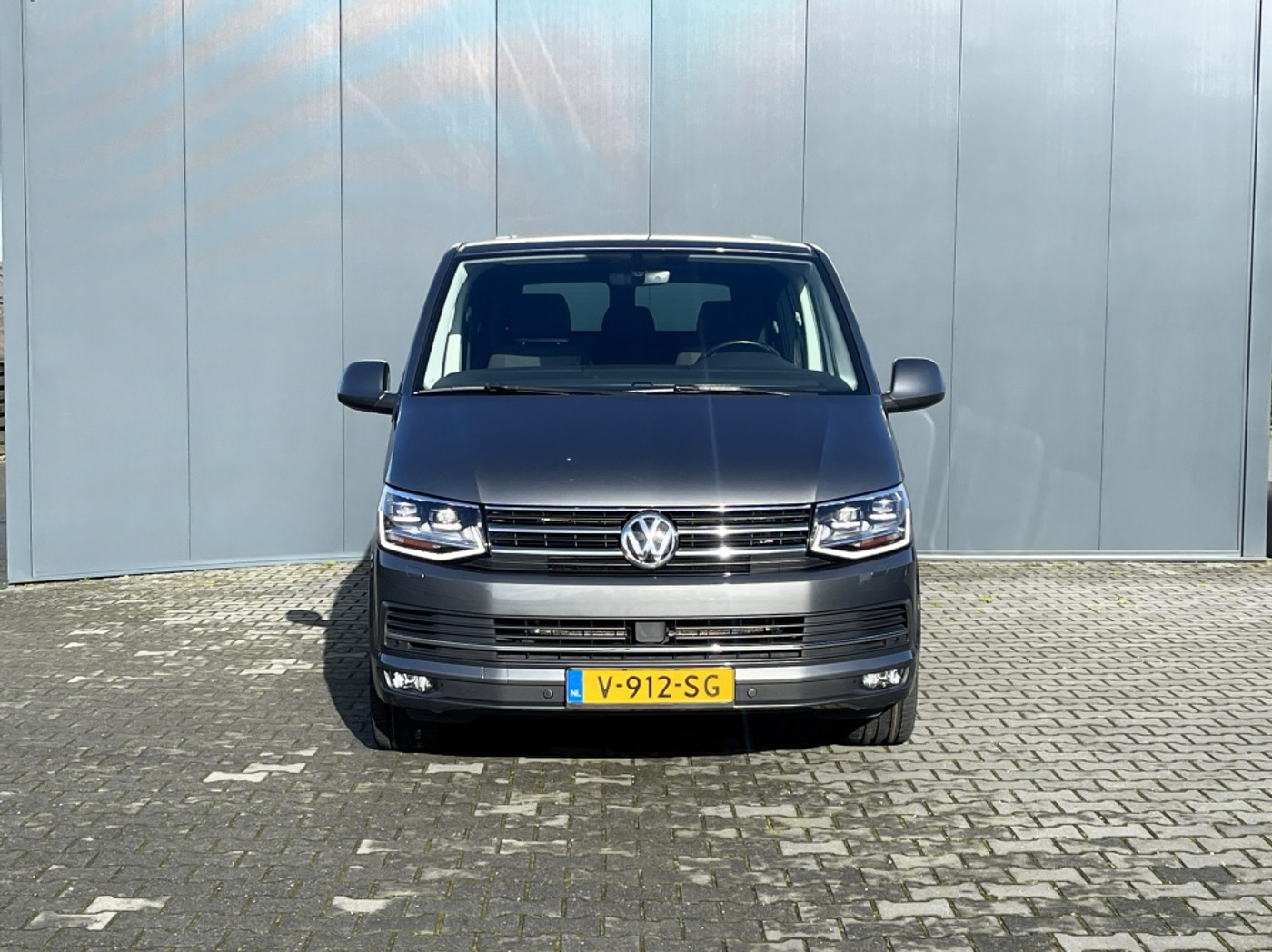 Foto van Volkswagen Transporter Doublecab