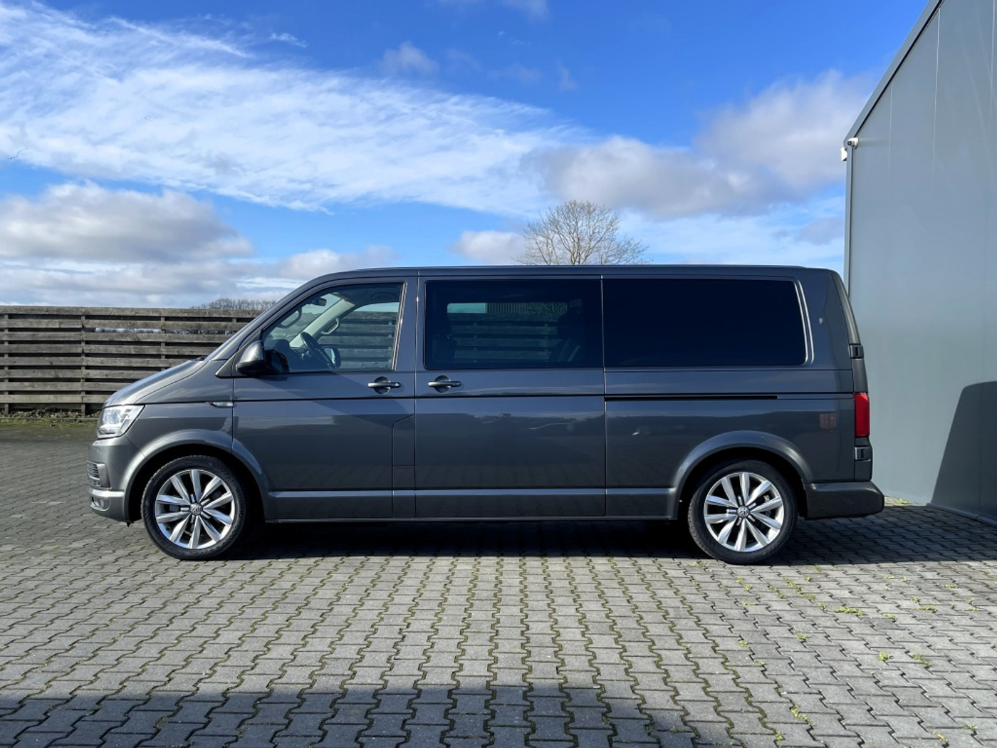 Foto van Volkswagen Transporter Doublecab