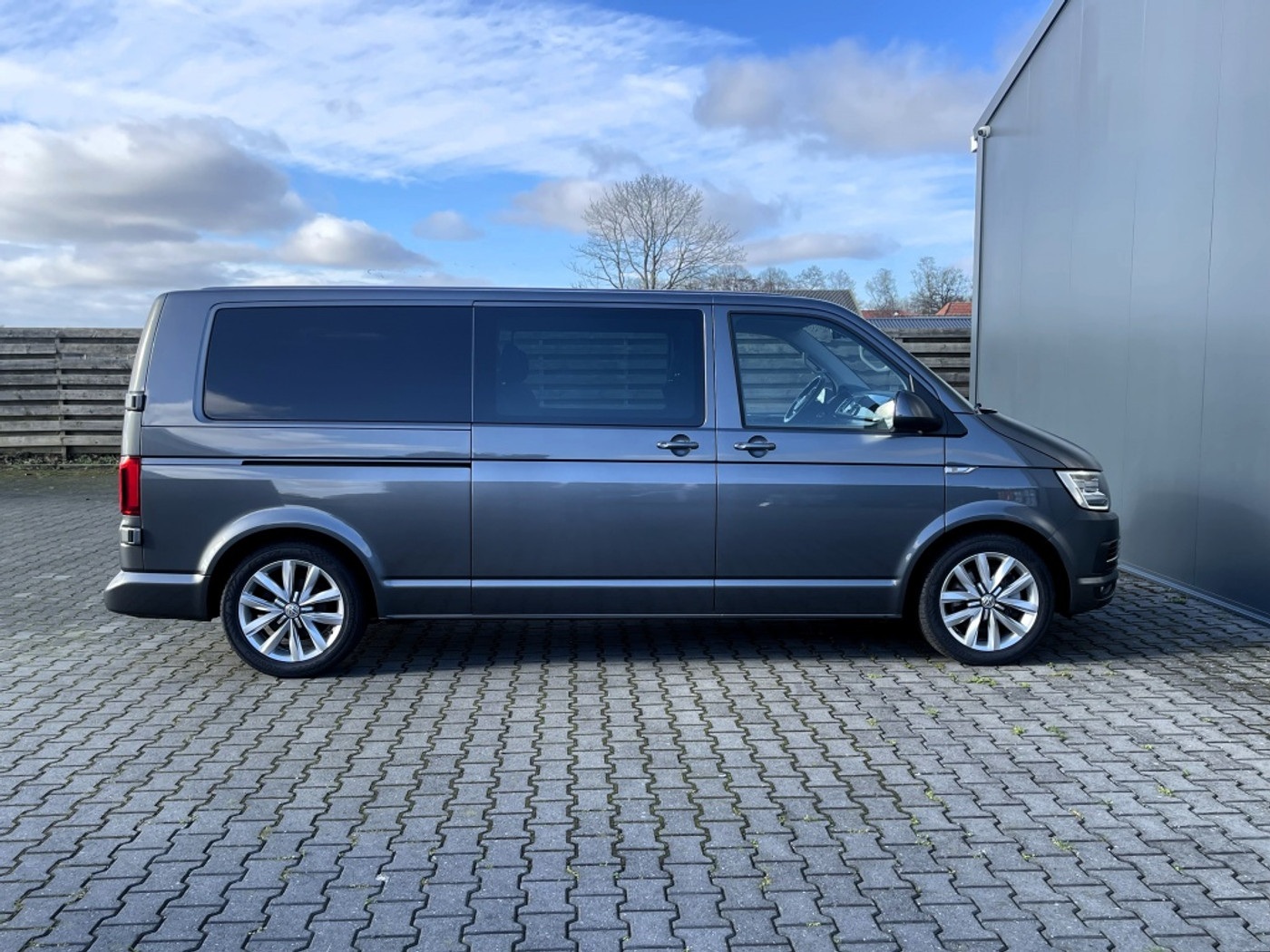 Foto van Volkswagen Transporter Doublecab