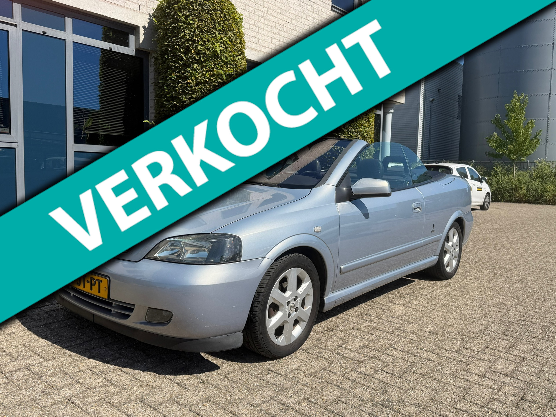 Opel Astra-g-cabrio 1.6-16V 2002 - voorkant