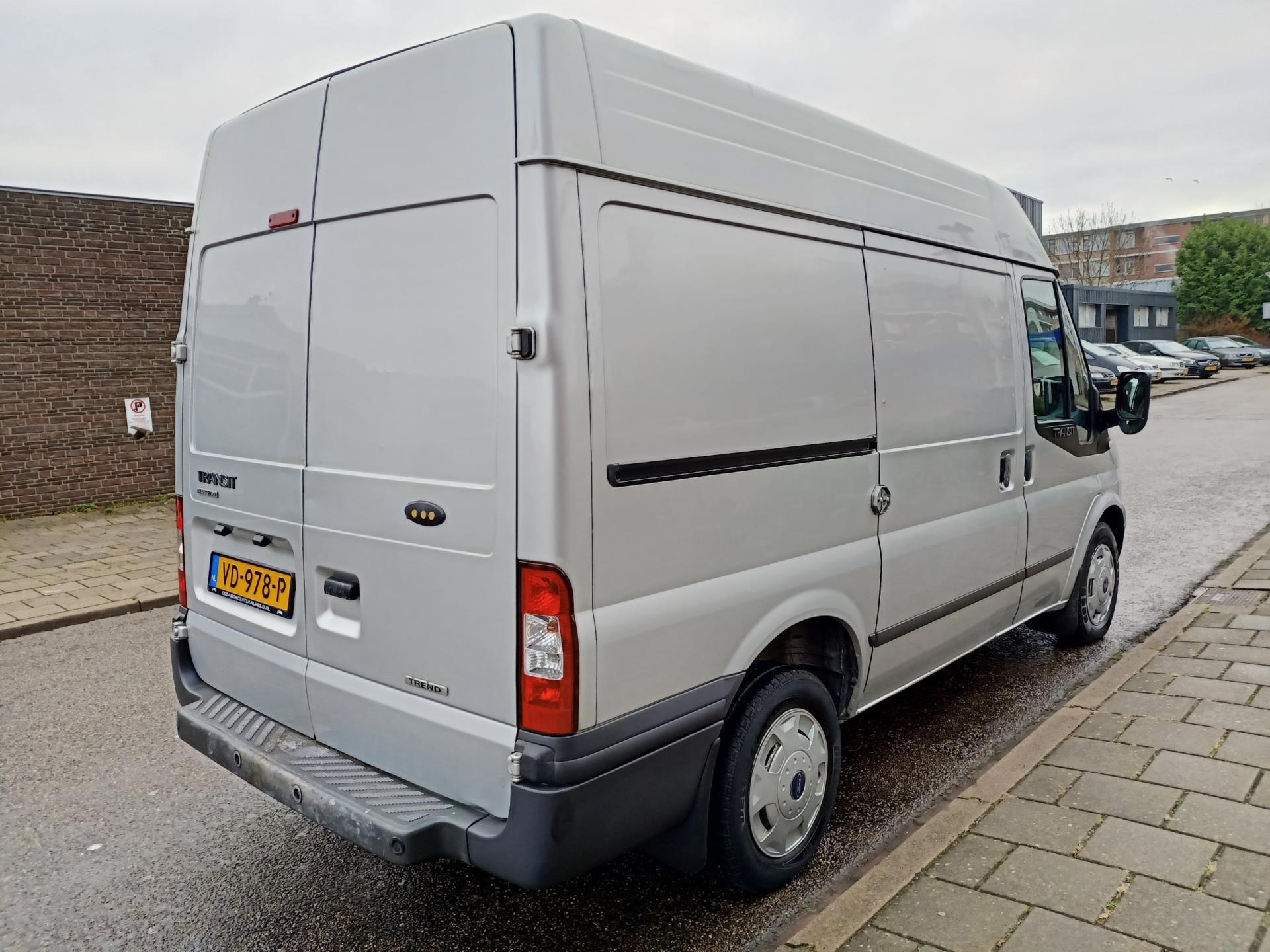 Foto van Ford Transit/tourneo