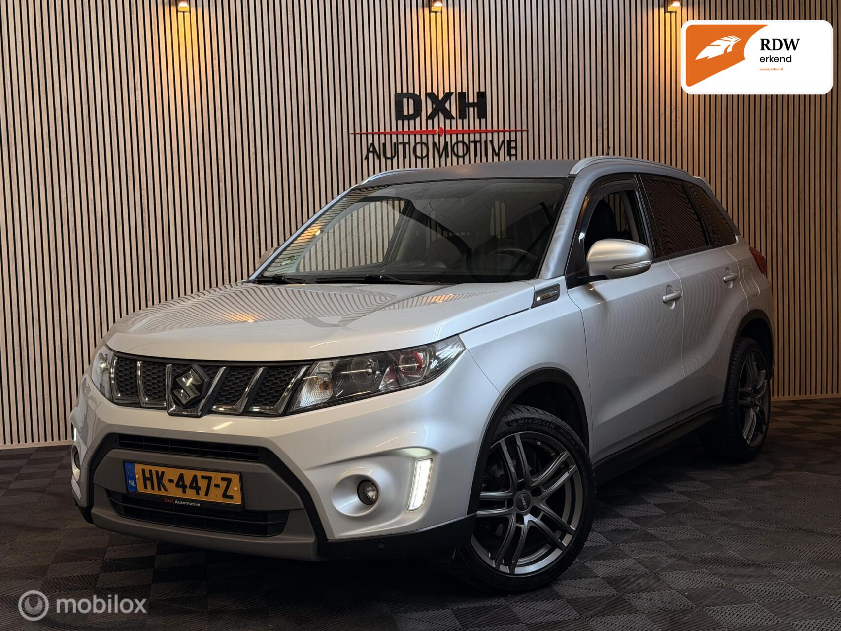 Suzuki Vitara 1.4 S Sport 140pk Org.NL ACC CARPLAY CAMERA 2016 - voorkant