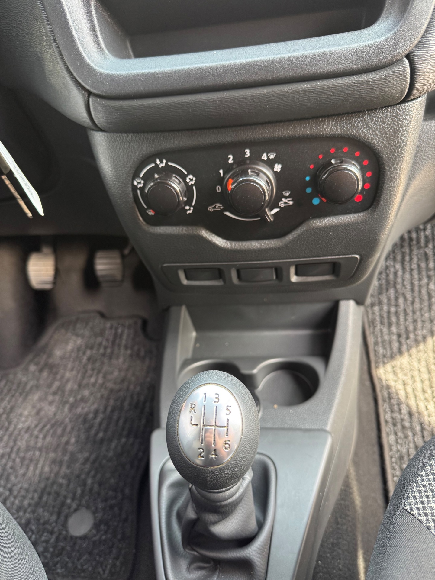 Foto van Dacia Dokker