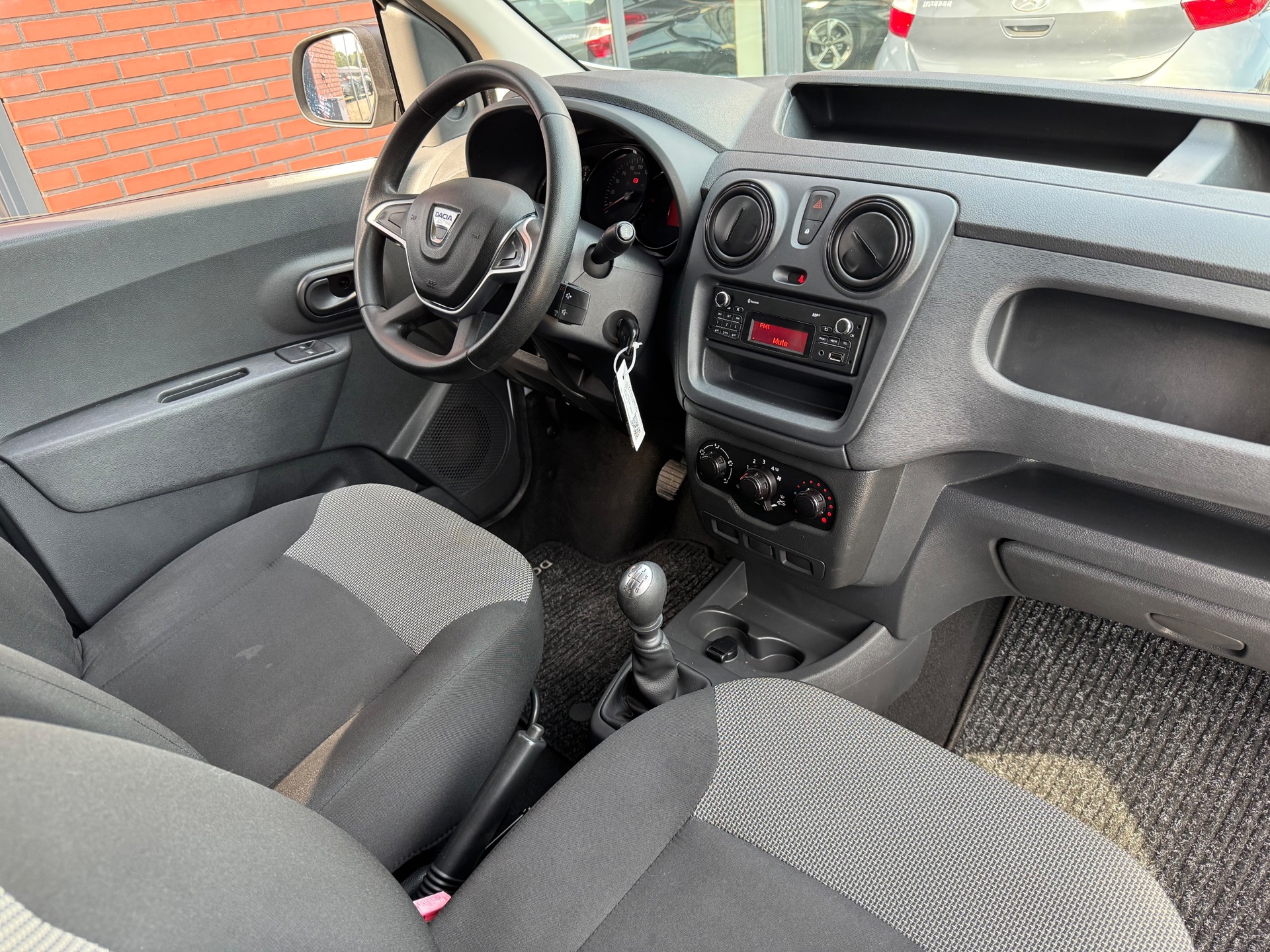 Foto van Dacia Dokker