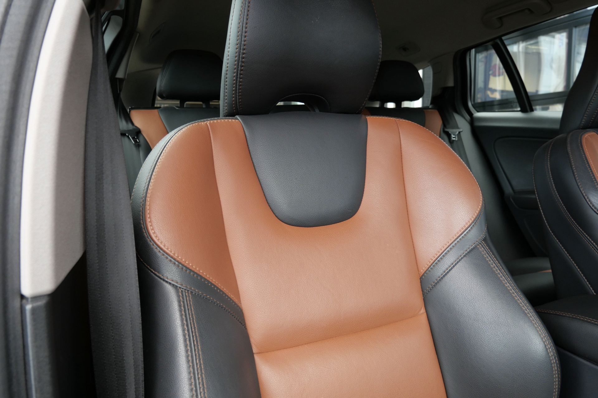 Foto van Volvo V60 Cross Country