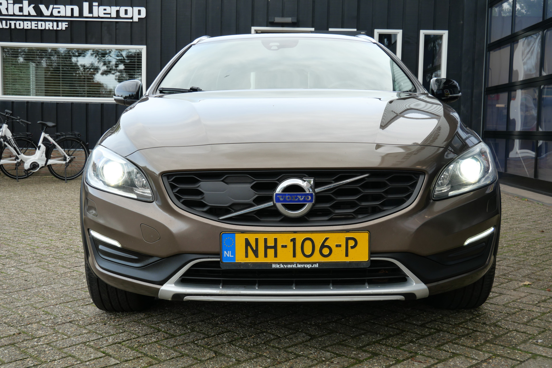 Foto van Volvo V60 Cross Country