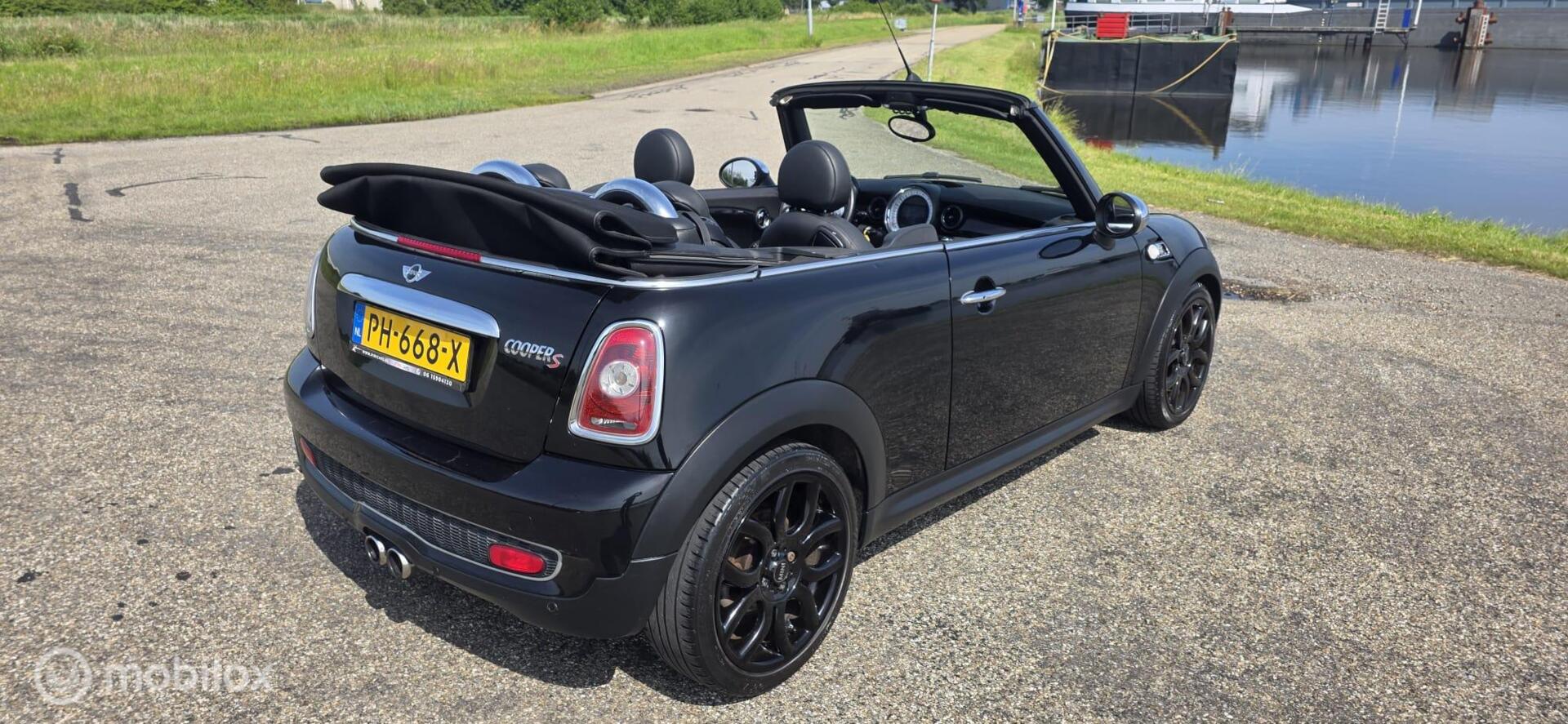 Foto van Mini Cooper S Cabrio