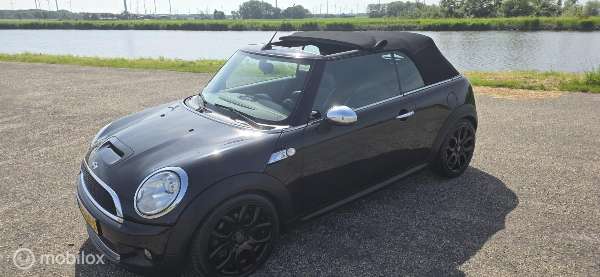 Foto van Mini Cooper S Cabrio
