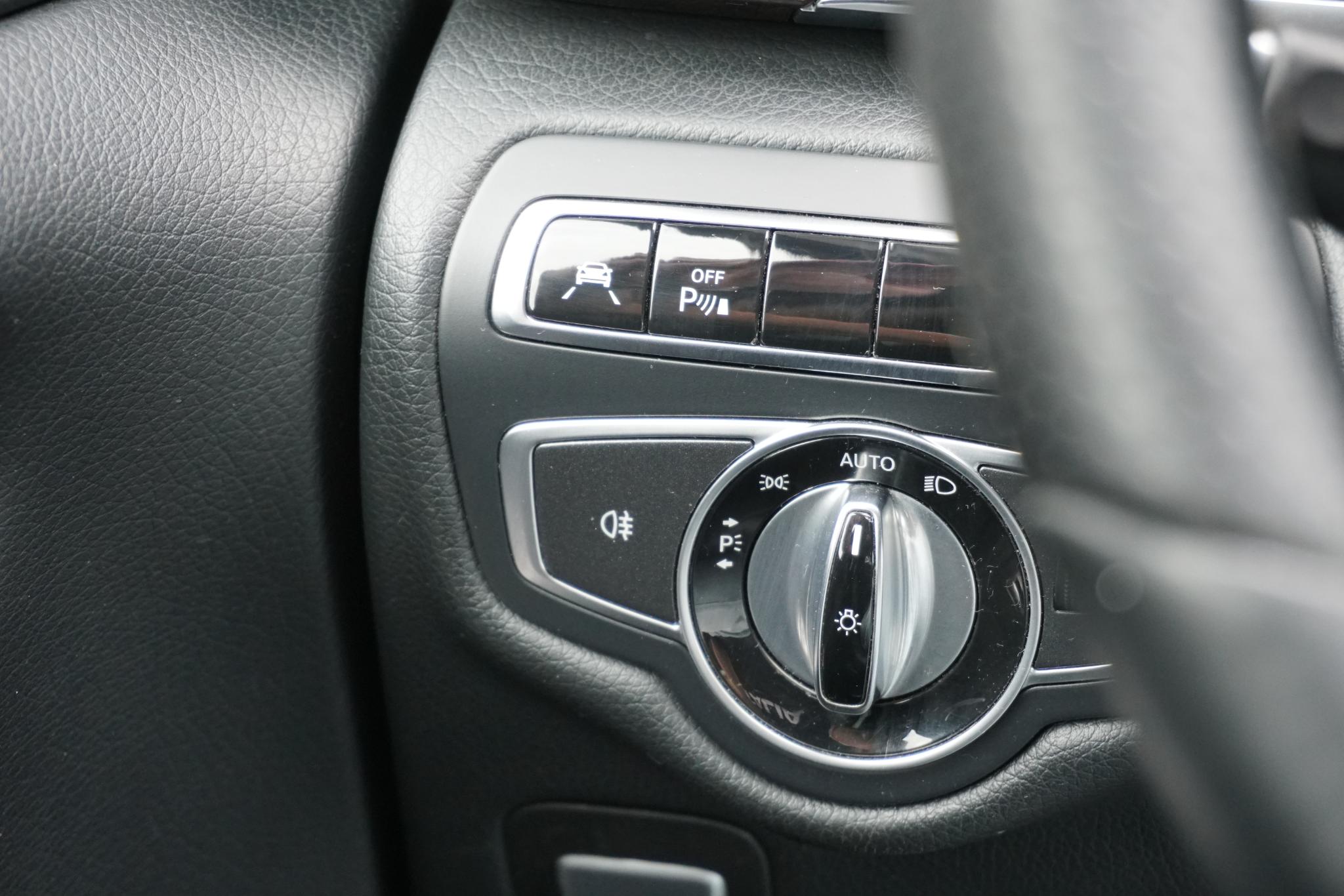 Foto van Mercedes-Benz V-klasse