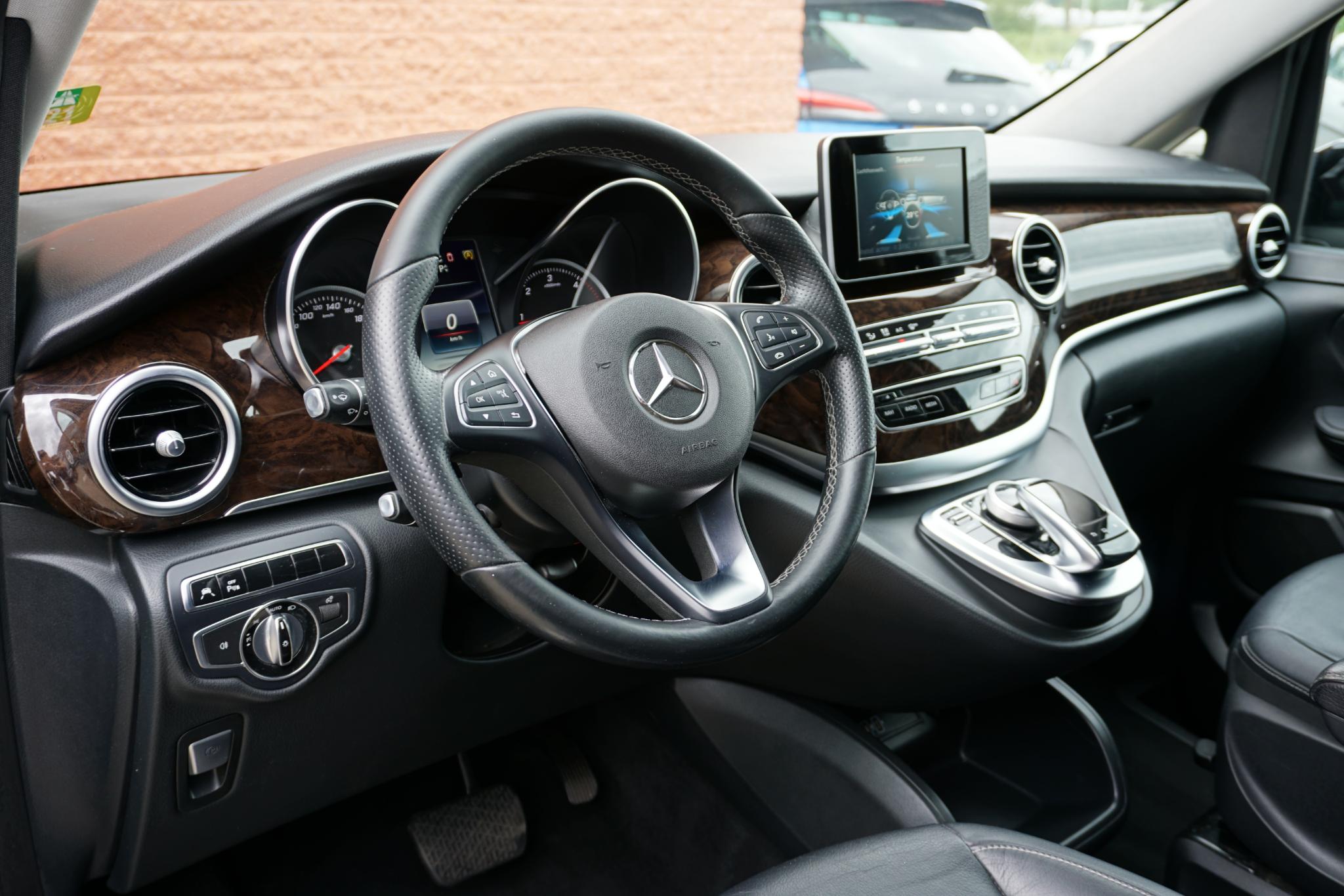 Foto van Mercedes-Benz V-klasse