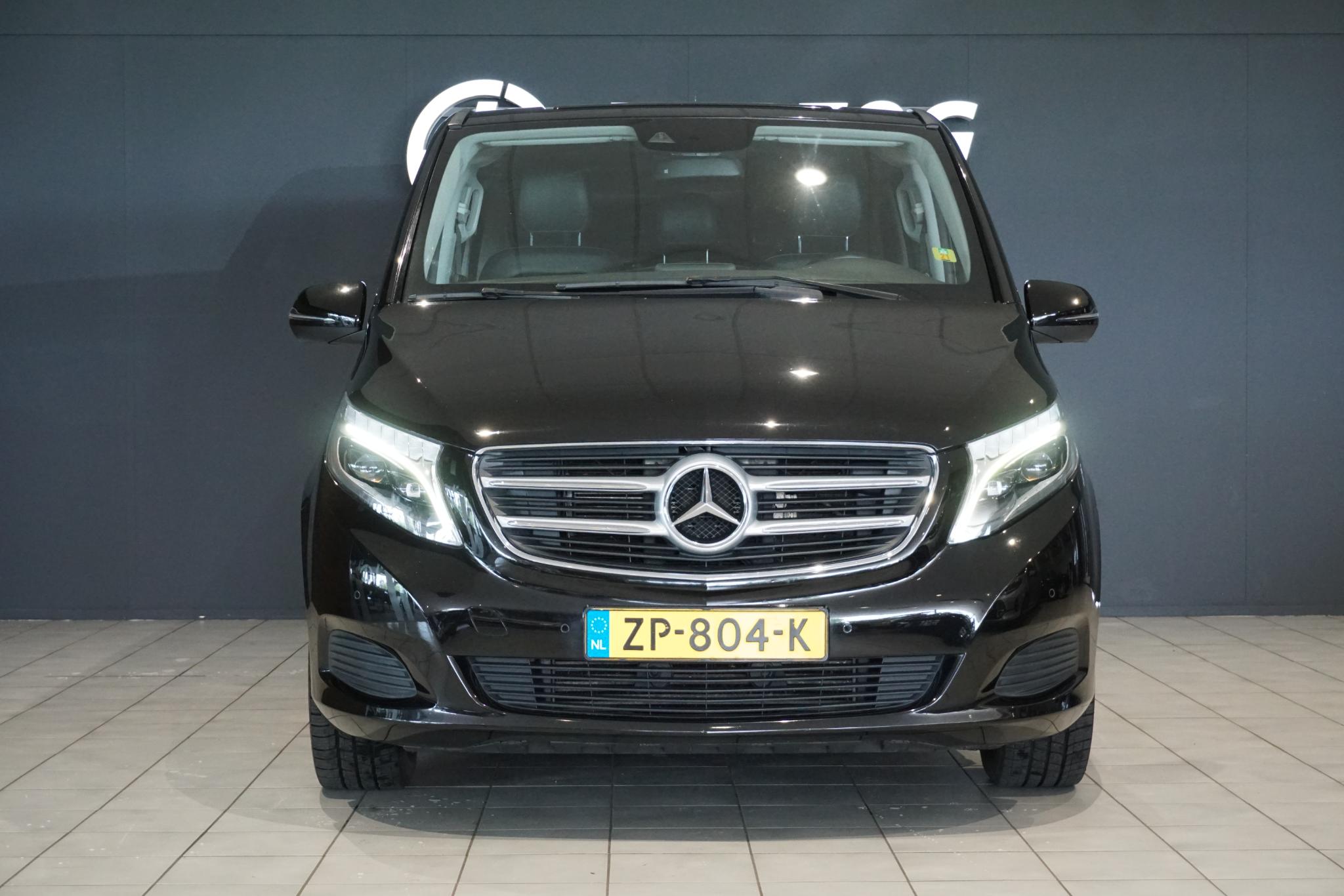 Foto van Mercedes-Benz V-klasse